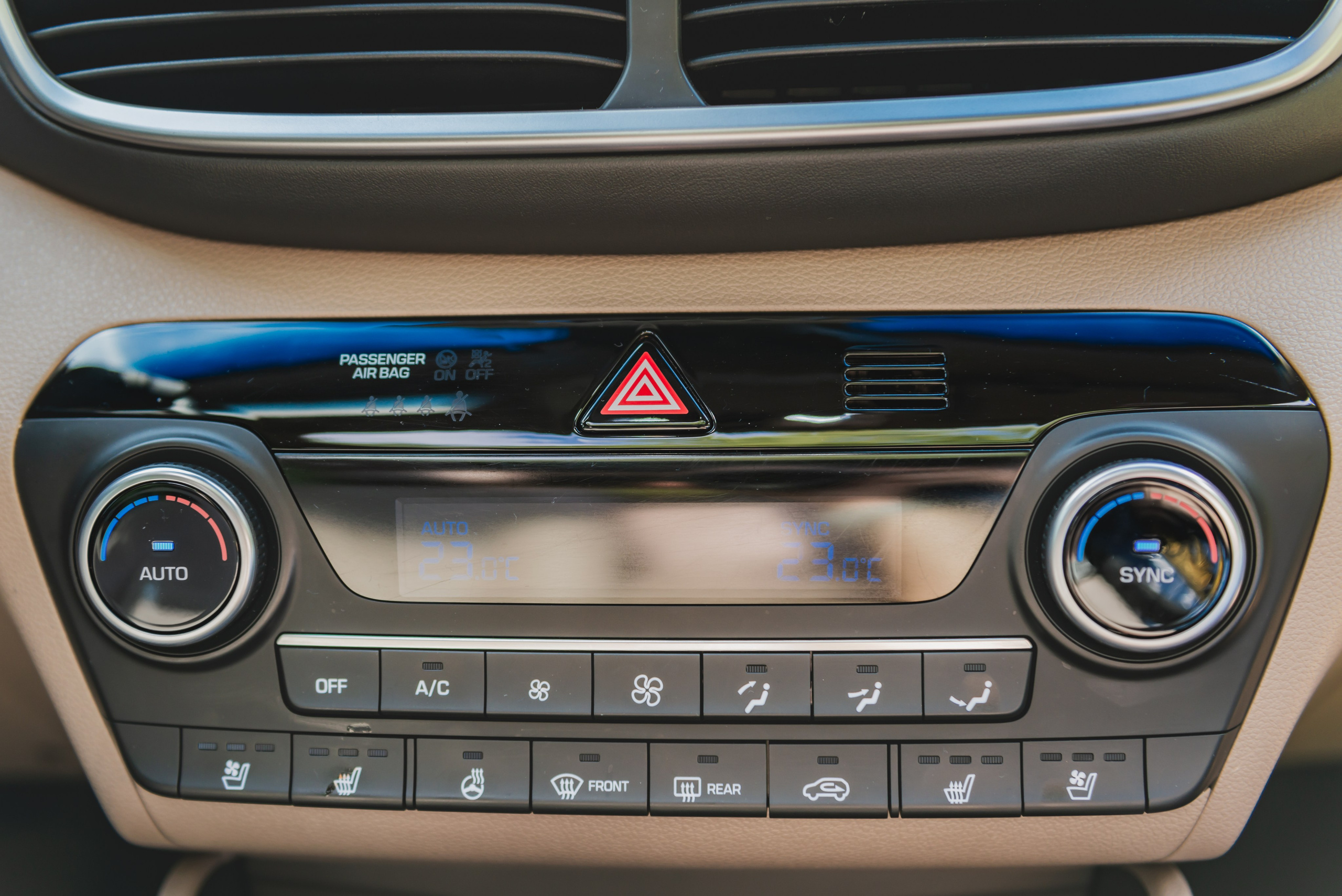 Фотосъемка автомобиля Hyundai Tucson. ФОТОГРАФ МЕКСИКА КИНТАНА-РОО