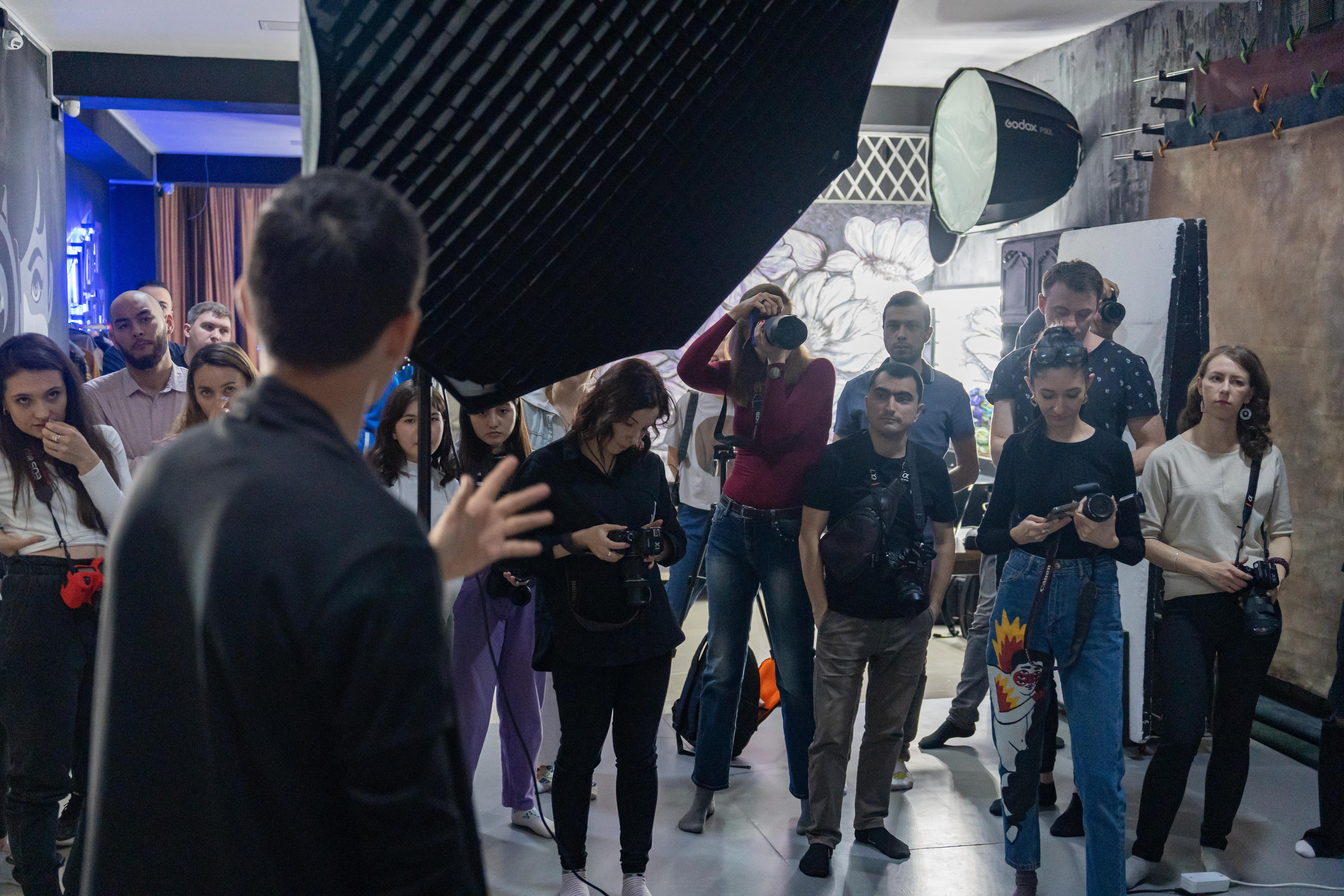 МК «Студийное оборудование». Фотограф Григорий Кравец