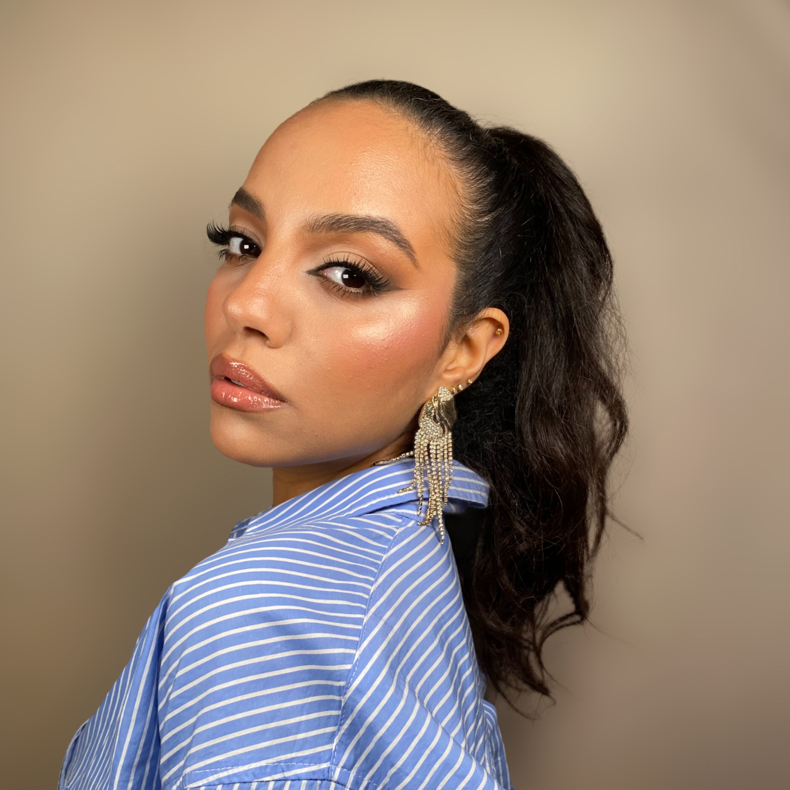 Glam makeup for a girl with big arabic eyes