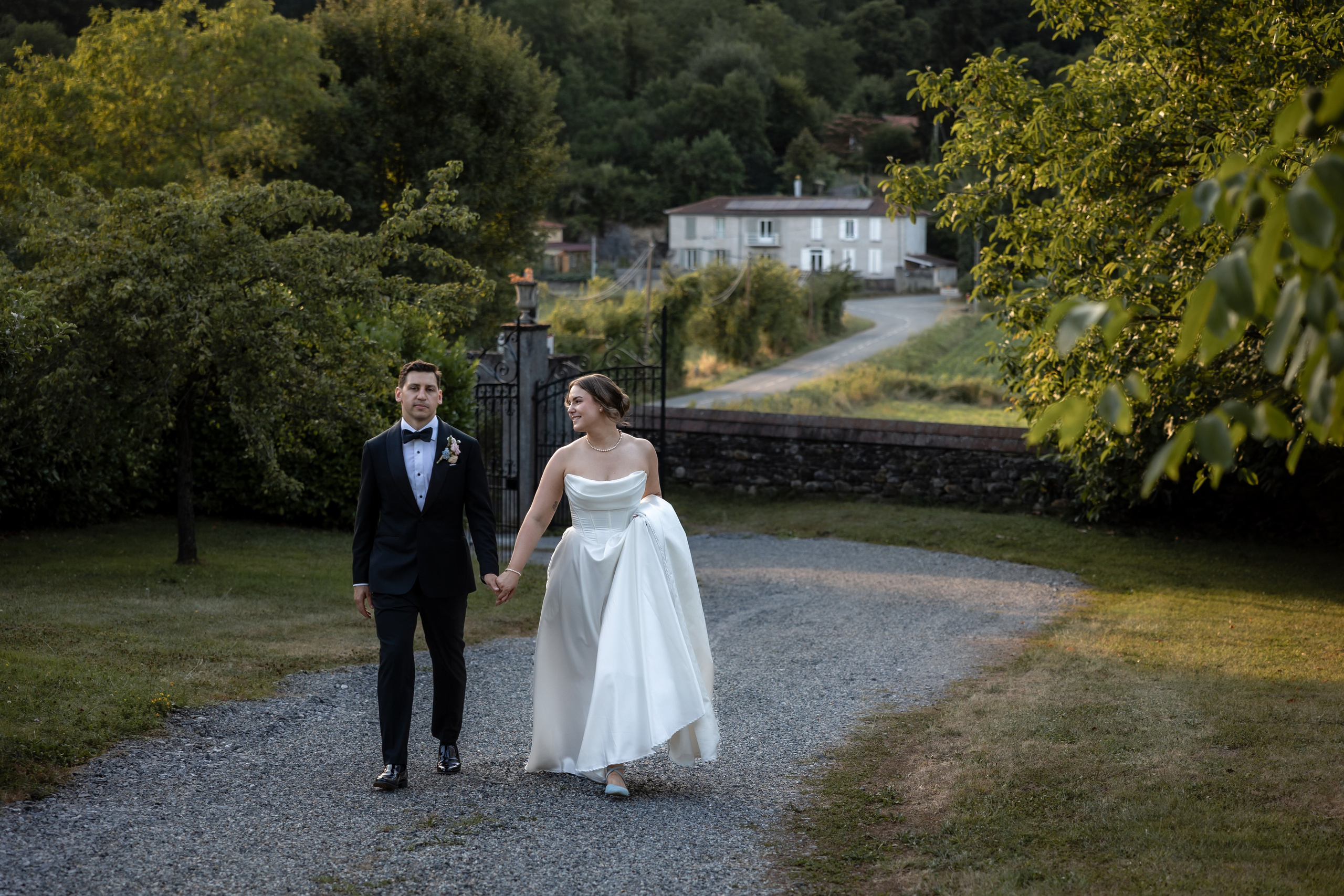 Château Elopement in France | Elopement Photographer South West France. Eugénie Smirnova — Wedding & Elopement Photographer in Southwest France