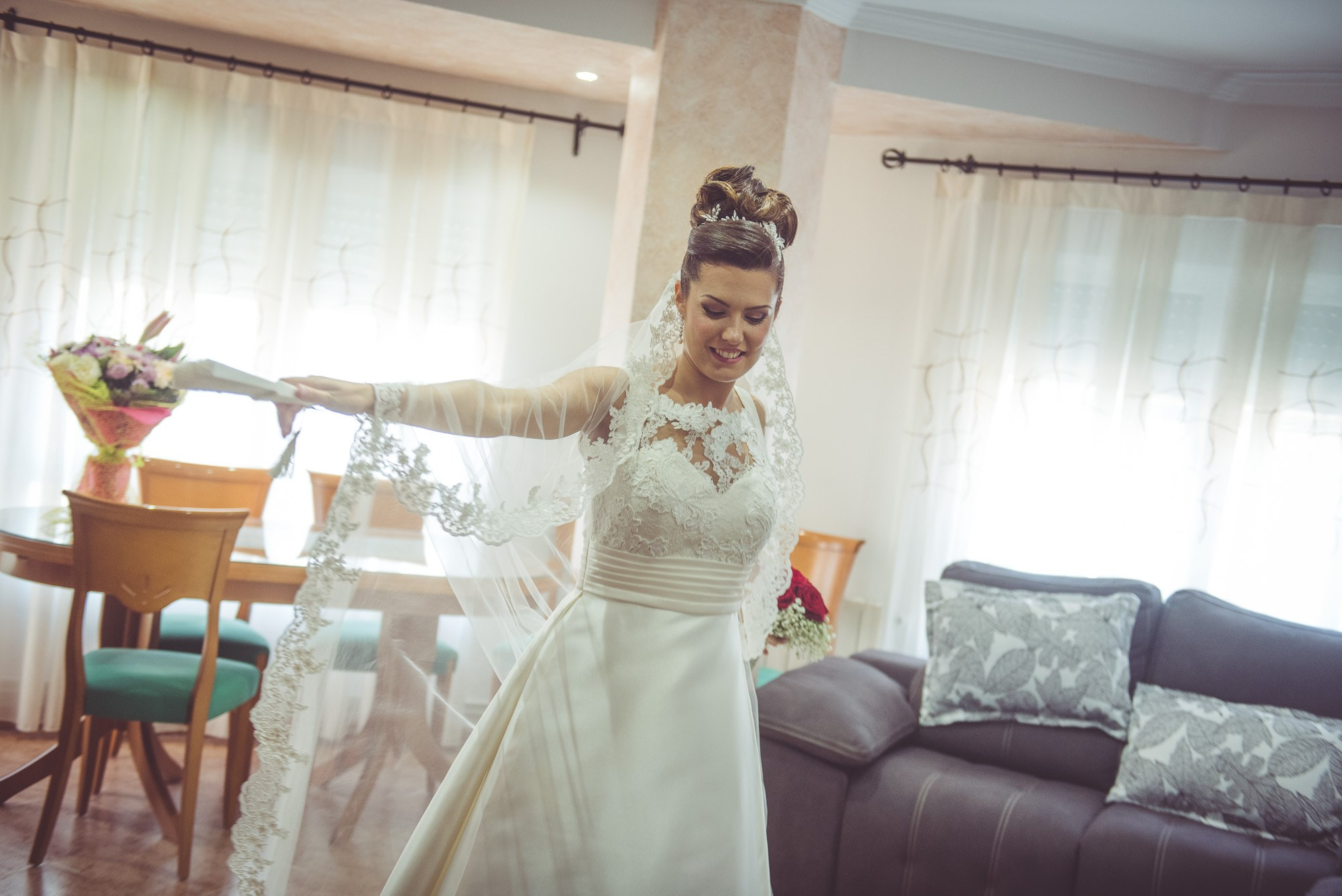 Boda de Héctor y Sheila · Templo del Salvador, Requena · Javier Poveda