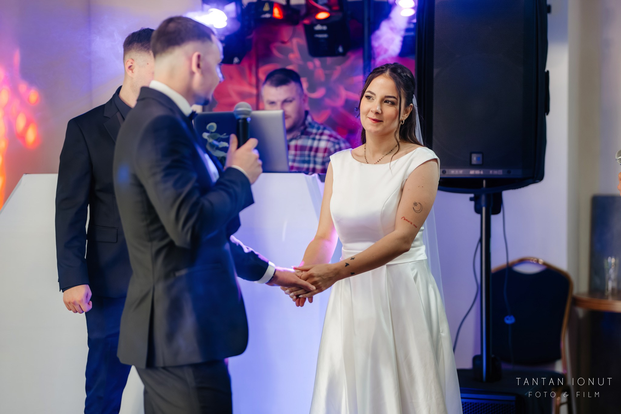 Mihaela & Razvan. TANTAN IONUT FOTO & FILM