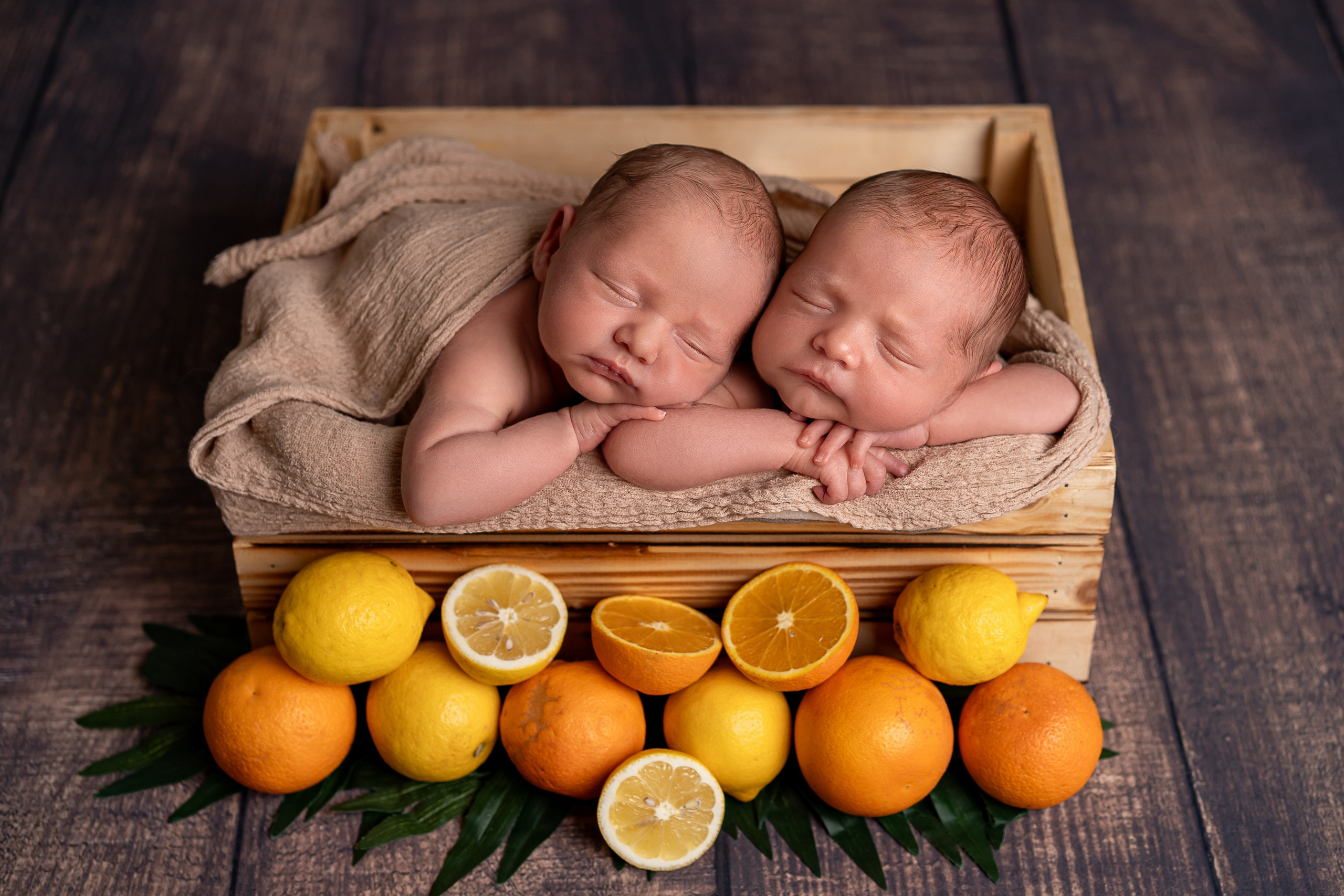 Neugeborenenfotos in Berlin – Studio oder bei Ihnen zu Hause