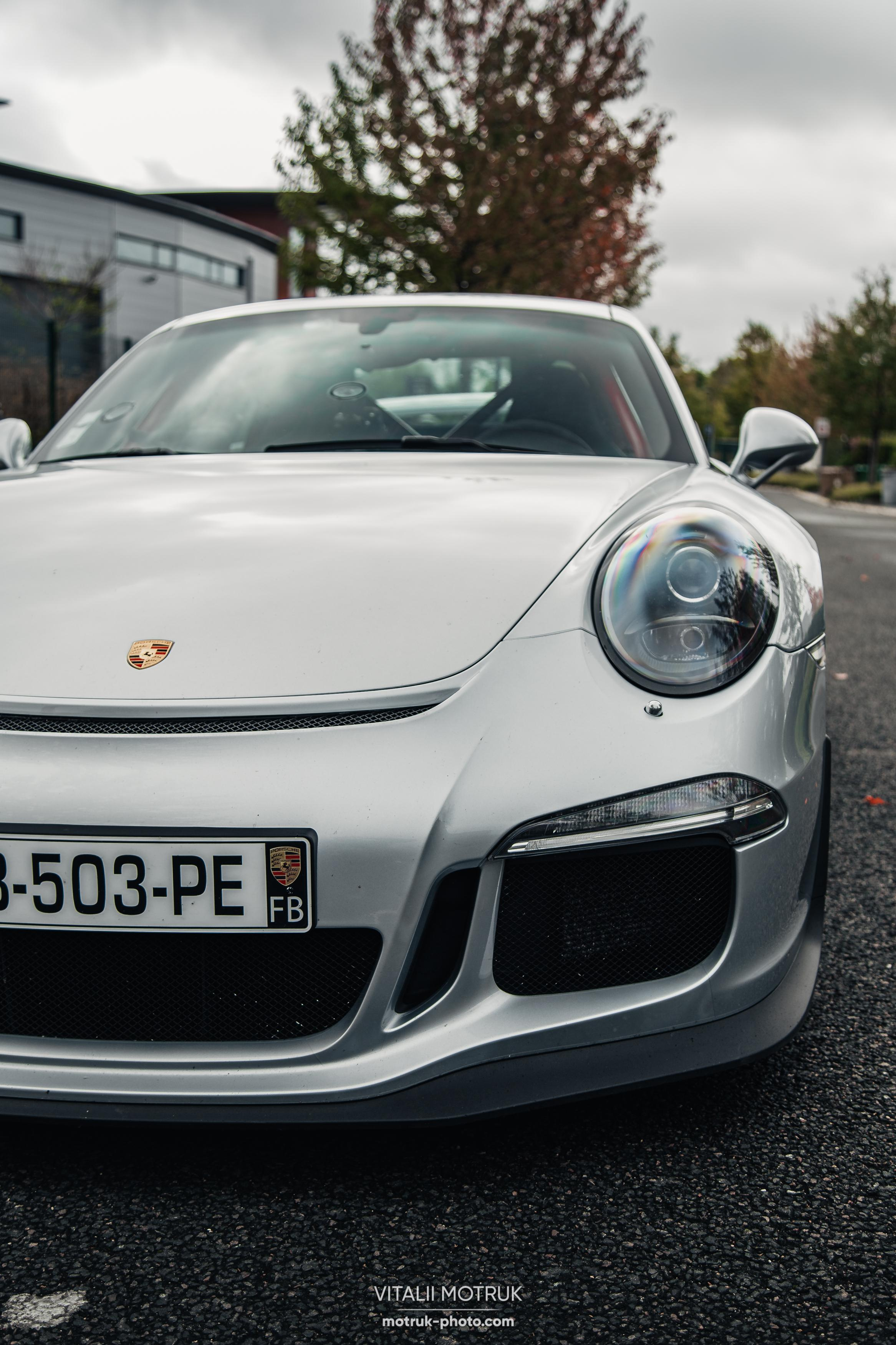 Cars and Bikes. Photographe de voitures à Paris — Vitalii Motruk