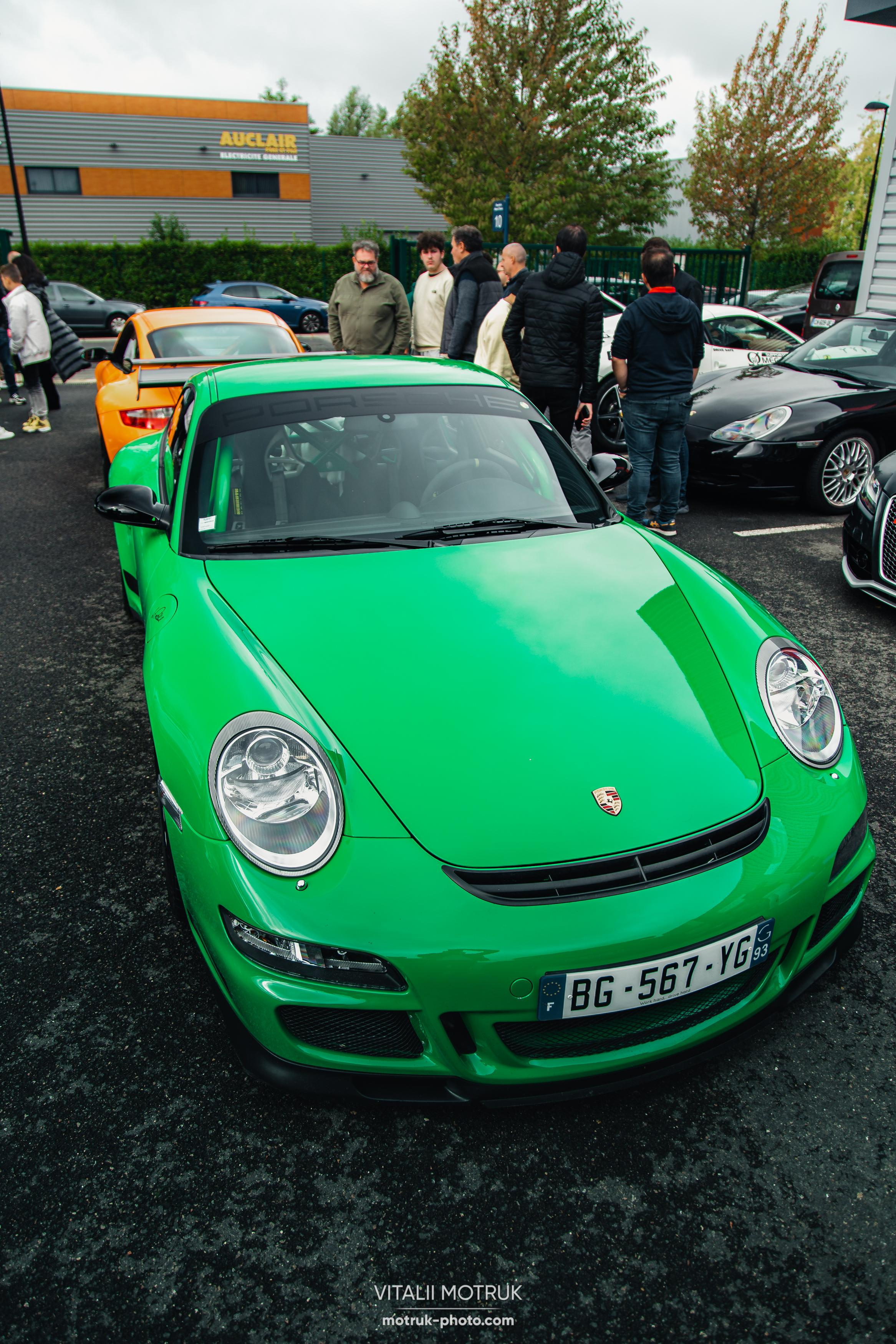 Cars and Bikes. Photographe de voitures à Paris — Vitalii Motruk