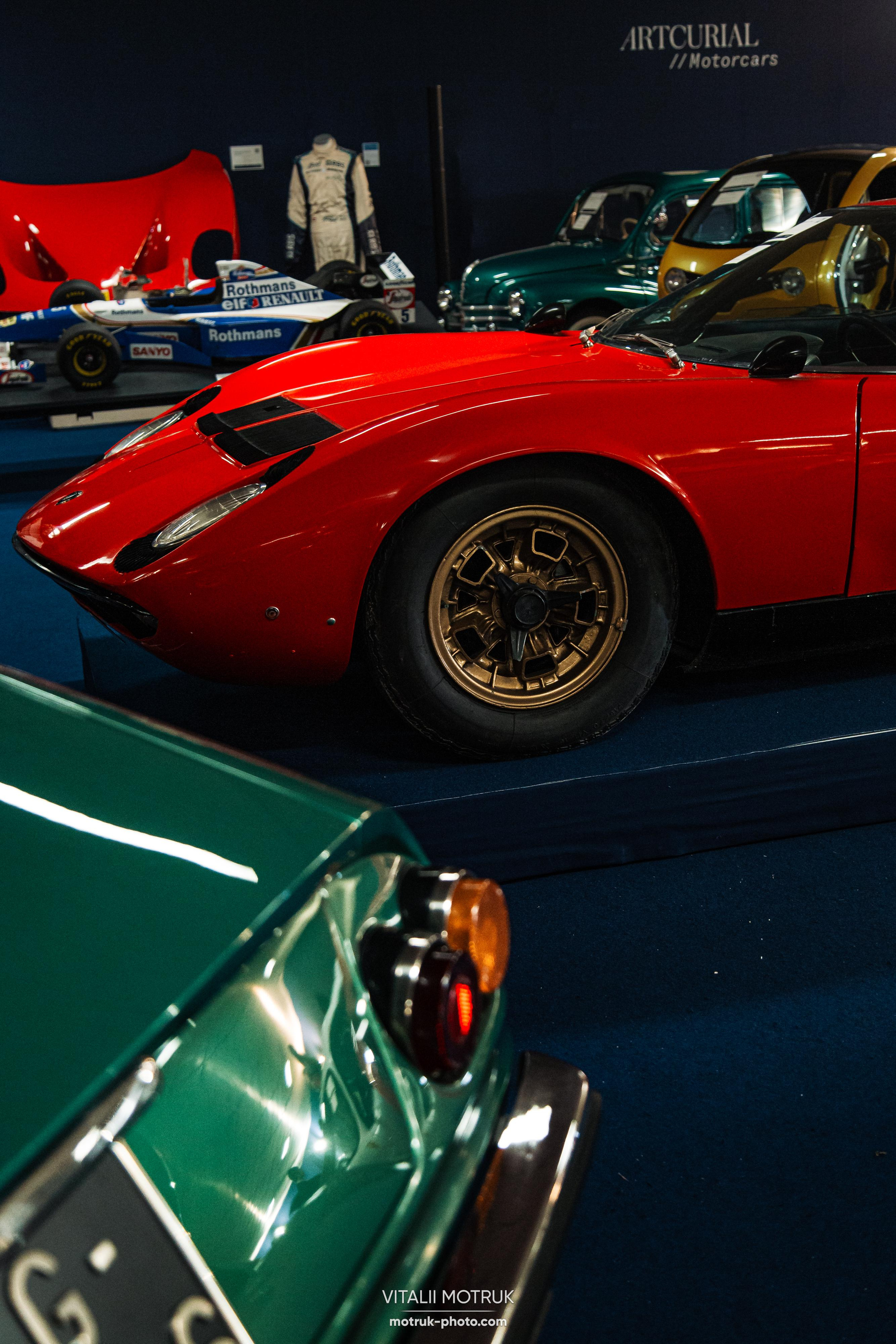 Artcurial MOTORCARS. Photographer in Paris — Vitalii Motruk