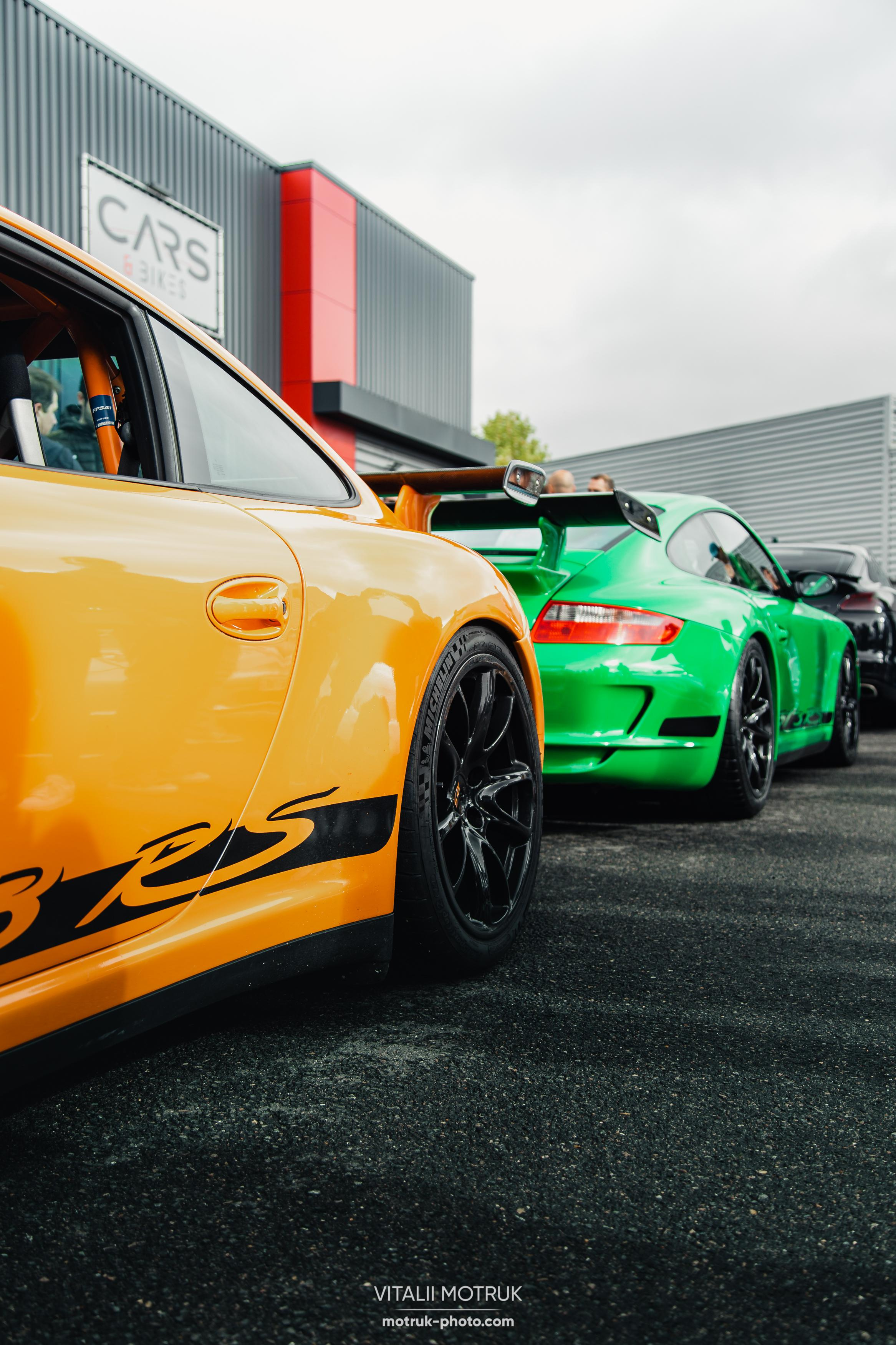 Cars and Bikes. Photographe de voitures à Paris — Vitalii Motruk