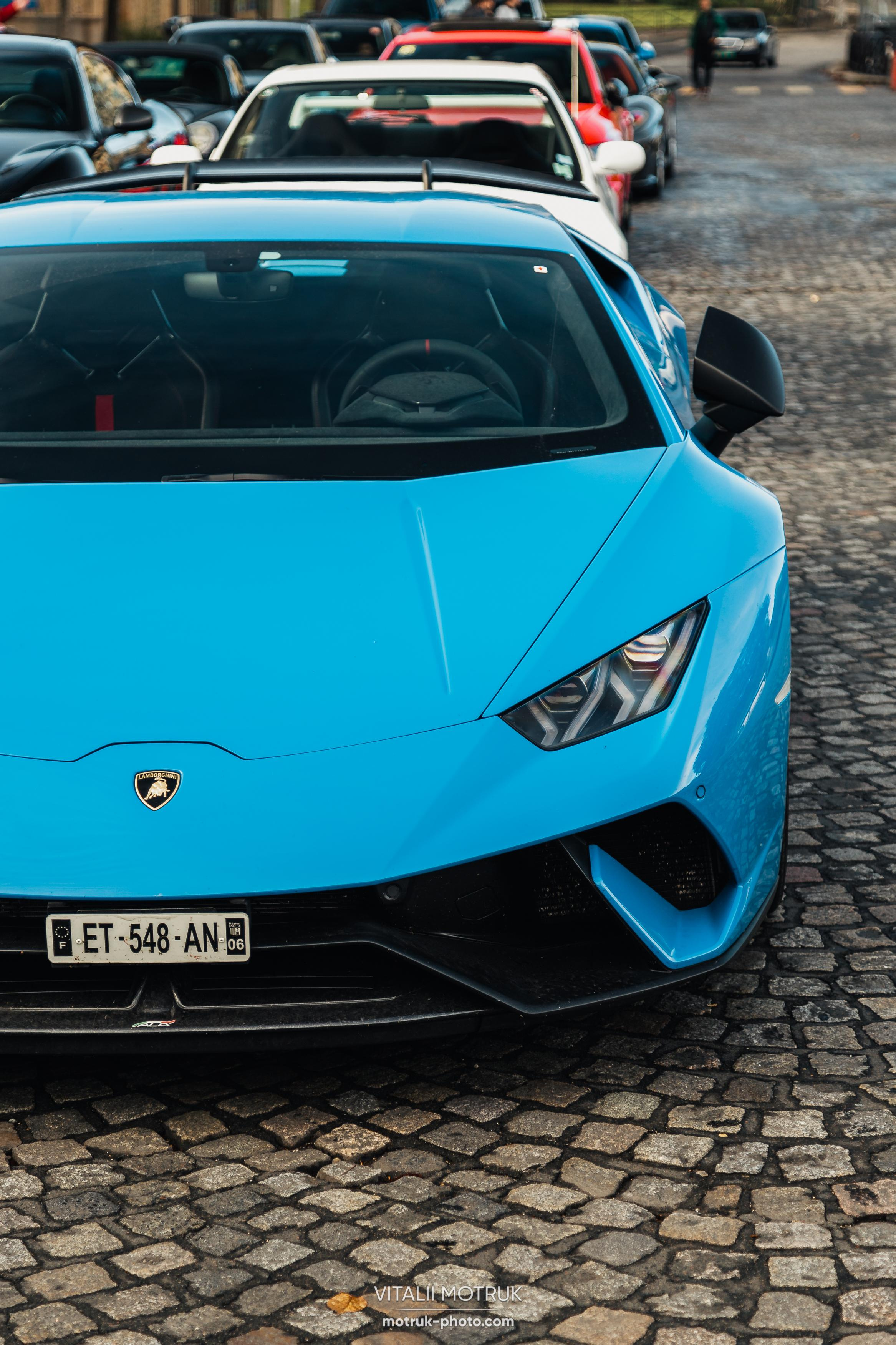 Cars and Bikes. Photographe de voitures à Paris — Vitalii Motruk