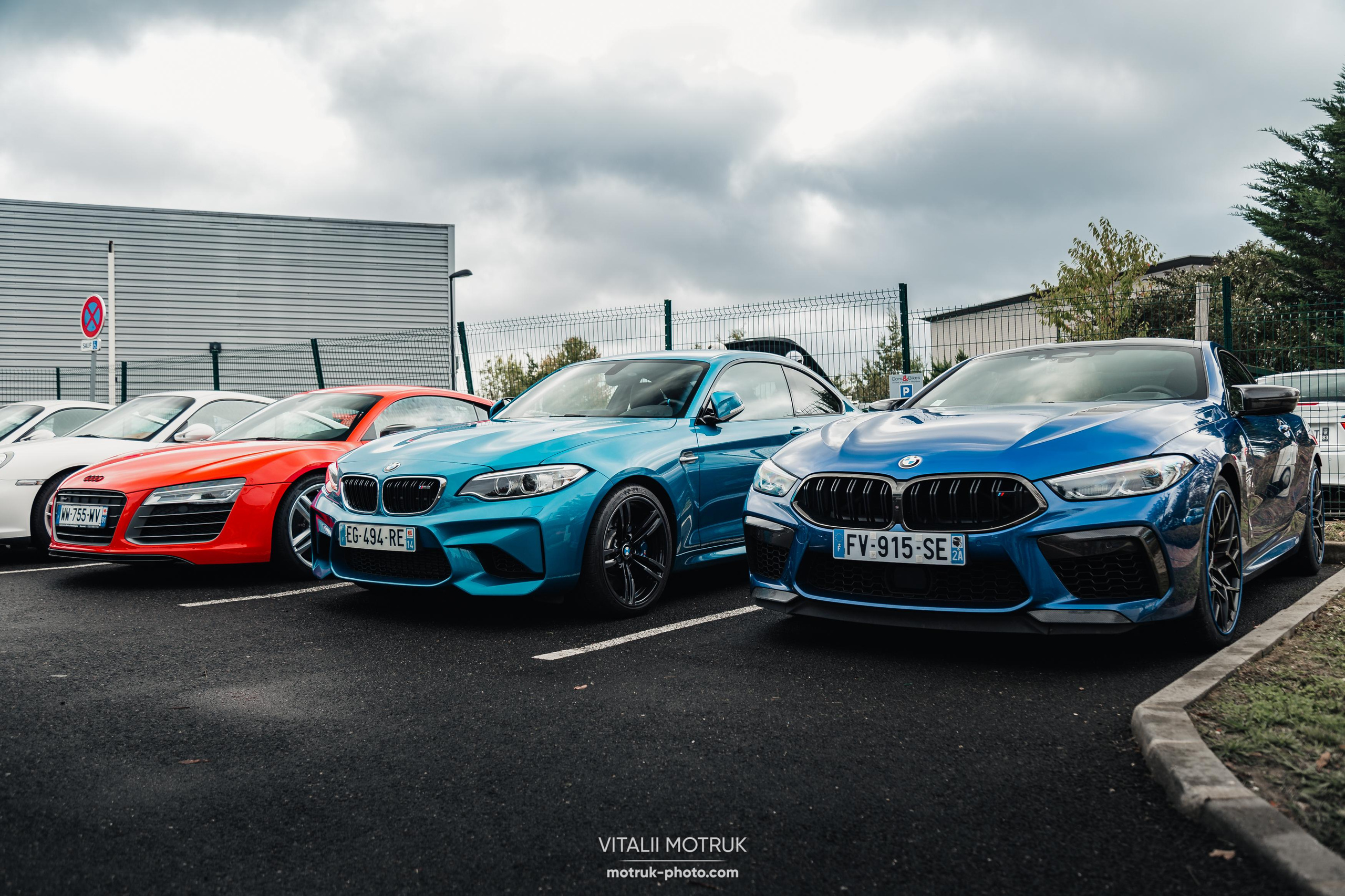 Cars and Bikes. Photographe de voitures à Paris — Vitalii Motruk