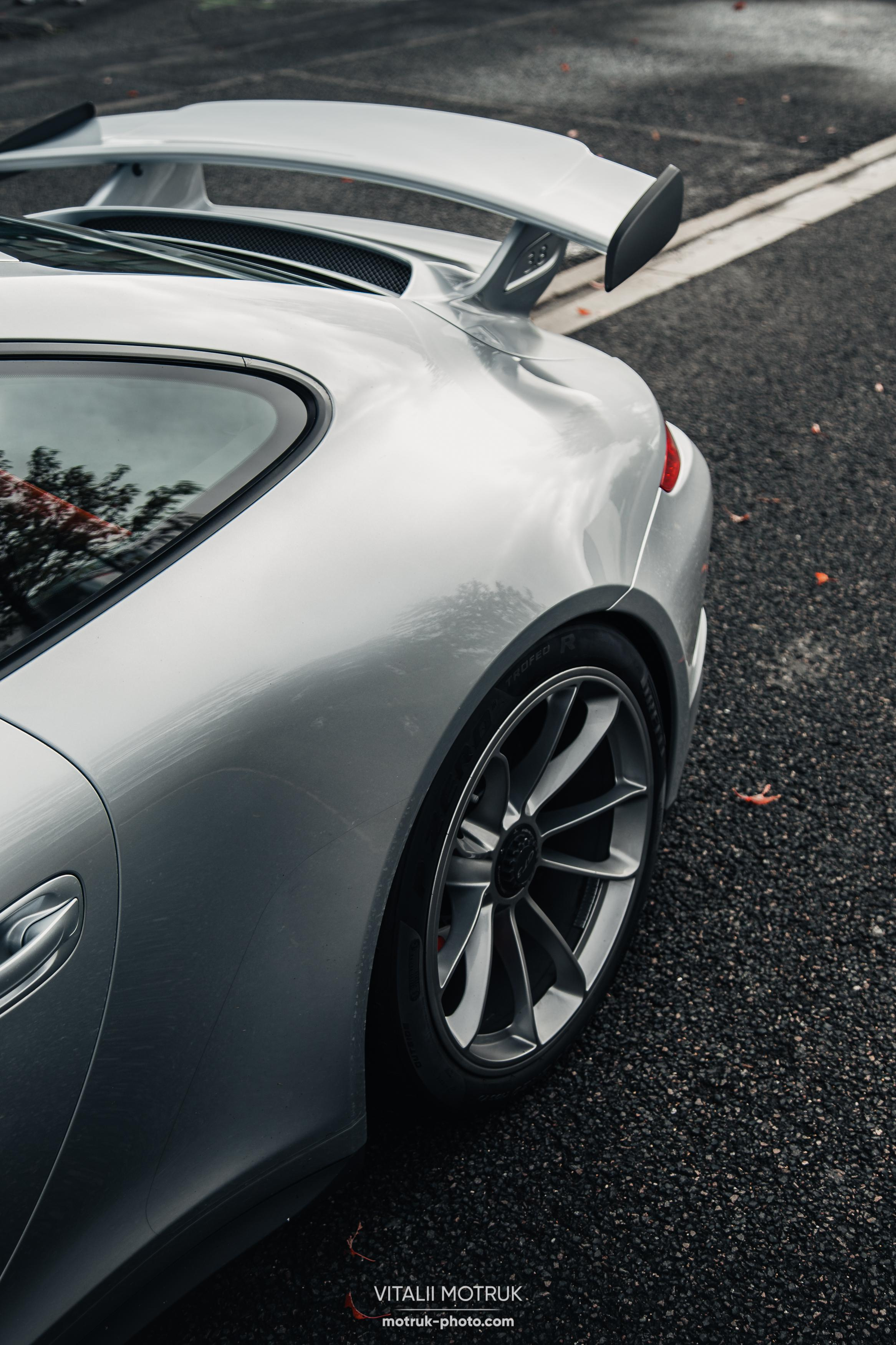 Cars and Bikes. Photographe de voitures à Paris — Vitalii Motruk