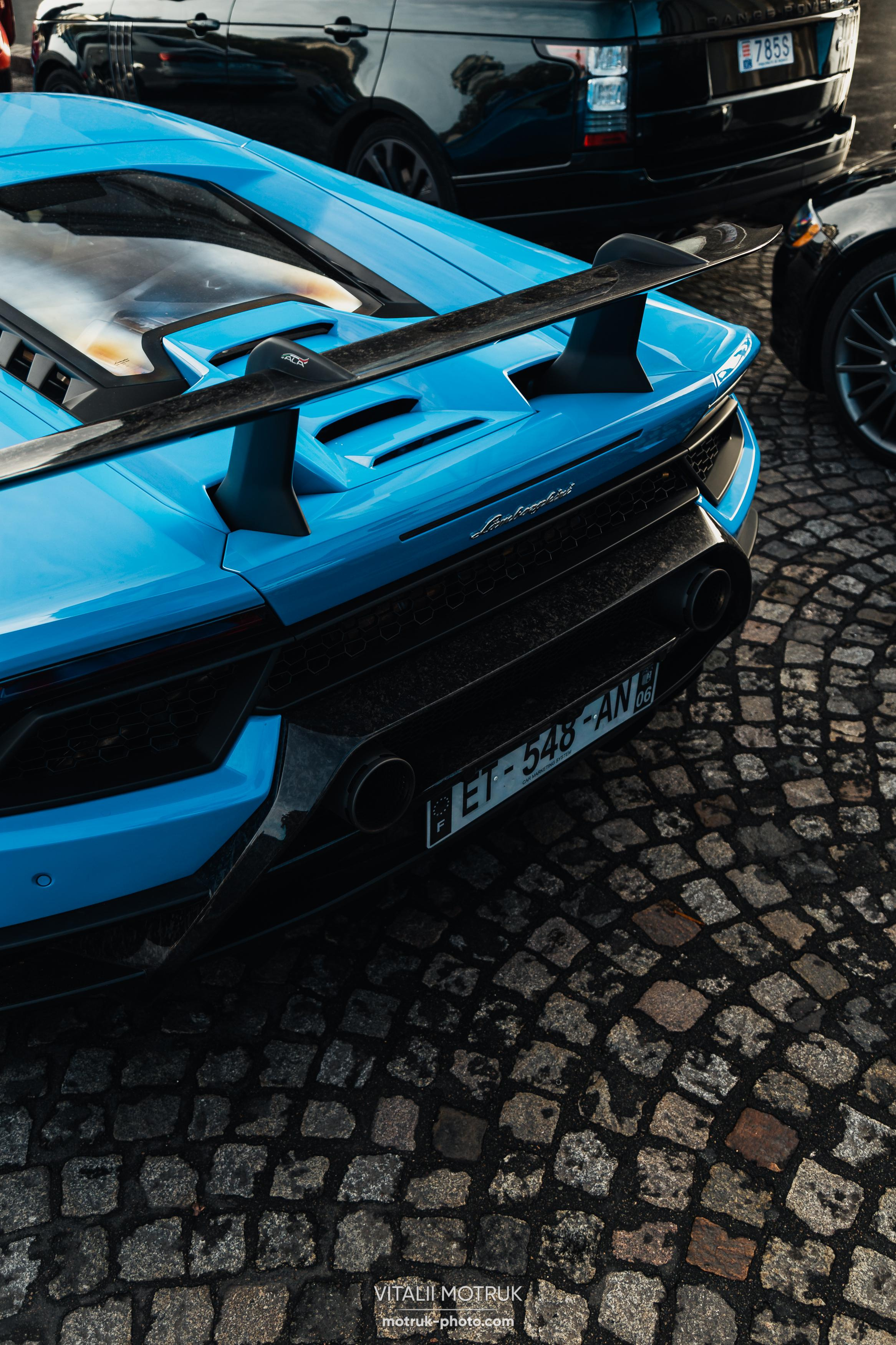 Cars and Bikes. Photographe de voitures à Paris — Vitalii Motruk