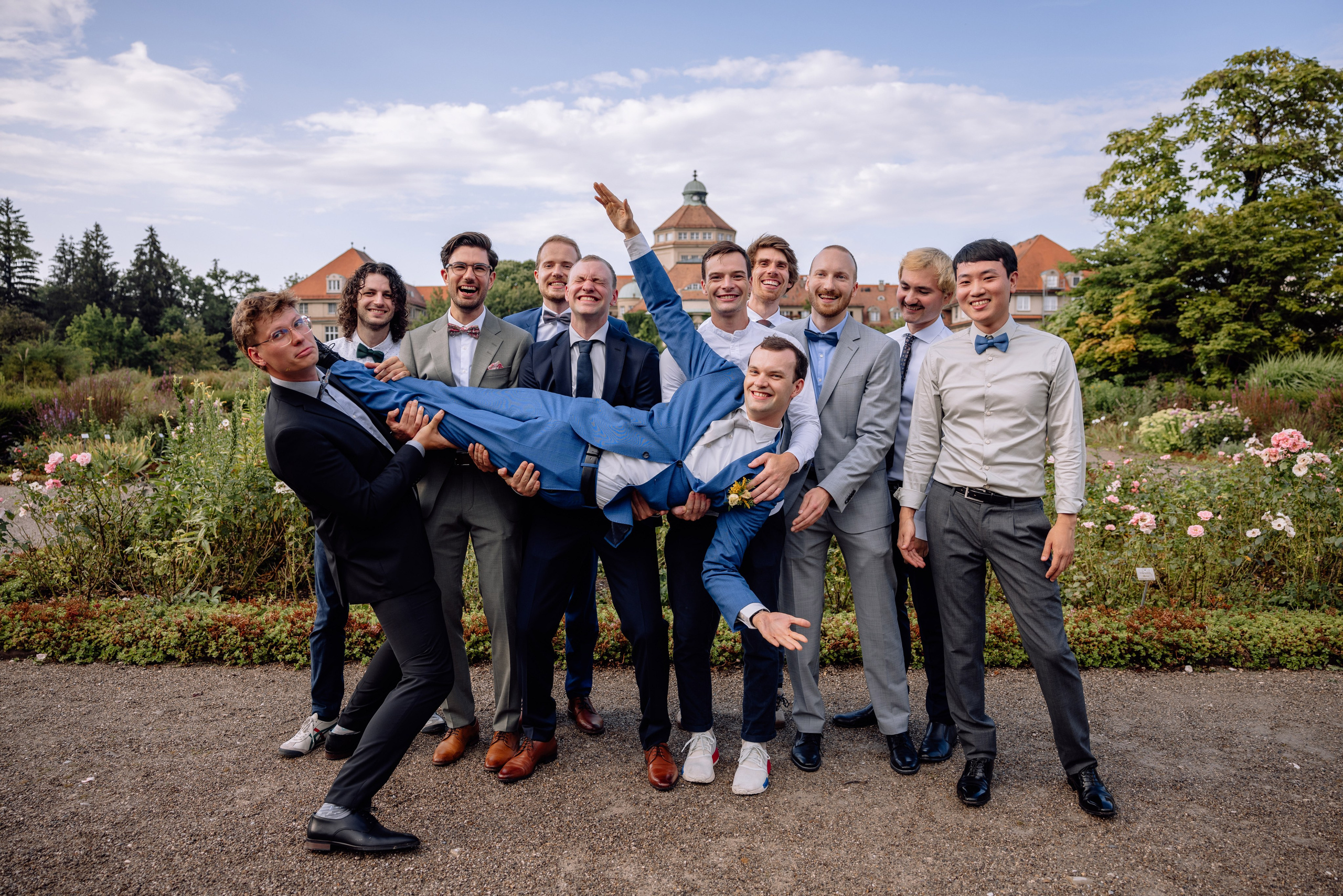 Café im Botanischen Garten. Deutsche - Japanische Hochzeit. Hochzeitsfotograf München Taufe Familienfotograf Tanja Mauke