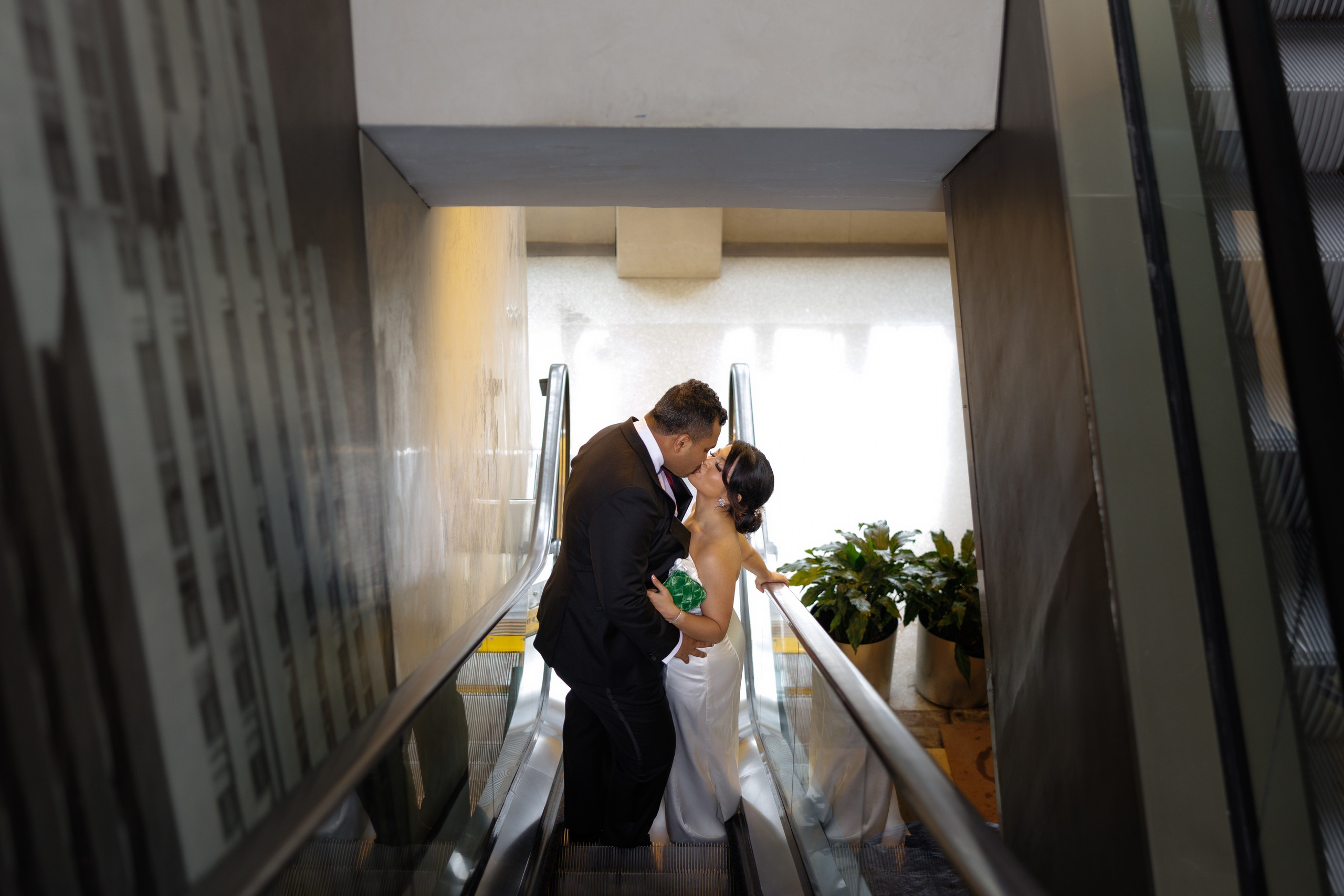 Aniket & Malobika. Wedding Photo & Video