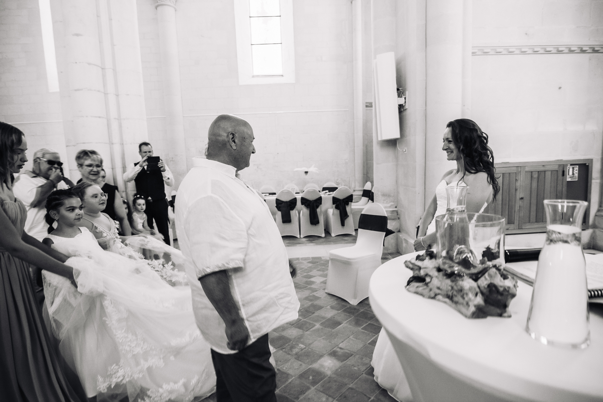 Anaïs & Tiffany | Style dans chaque instant. Photographe professionnelle à Poitiers, Tours et Châtellerault | Studio photo entre Poitiers et Tours – portraits, familles, entreprises, ma