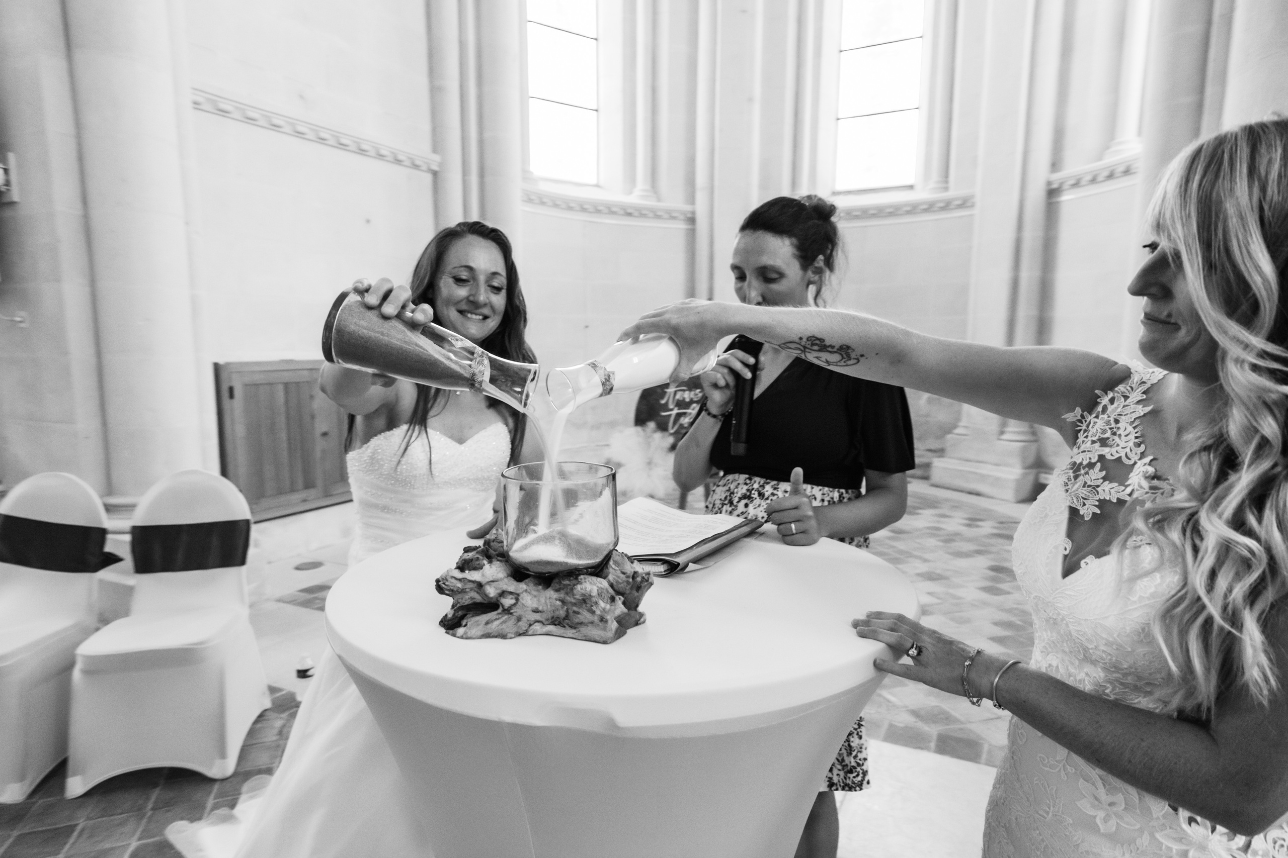 Anaïs & Tiffany | Style dans chaque instant. Photographe professionnelle à Poitiers, Tours et Châtellerault | Studio photo entre Poitiers et Tours – portraits, familles, entreprises, ma