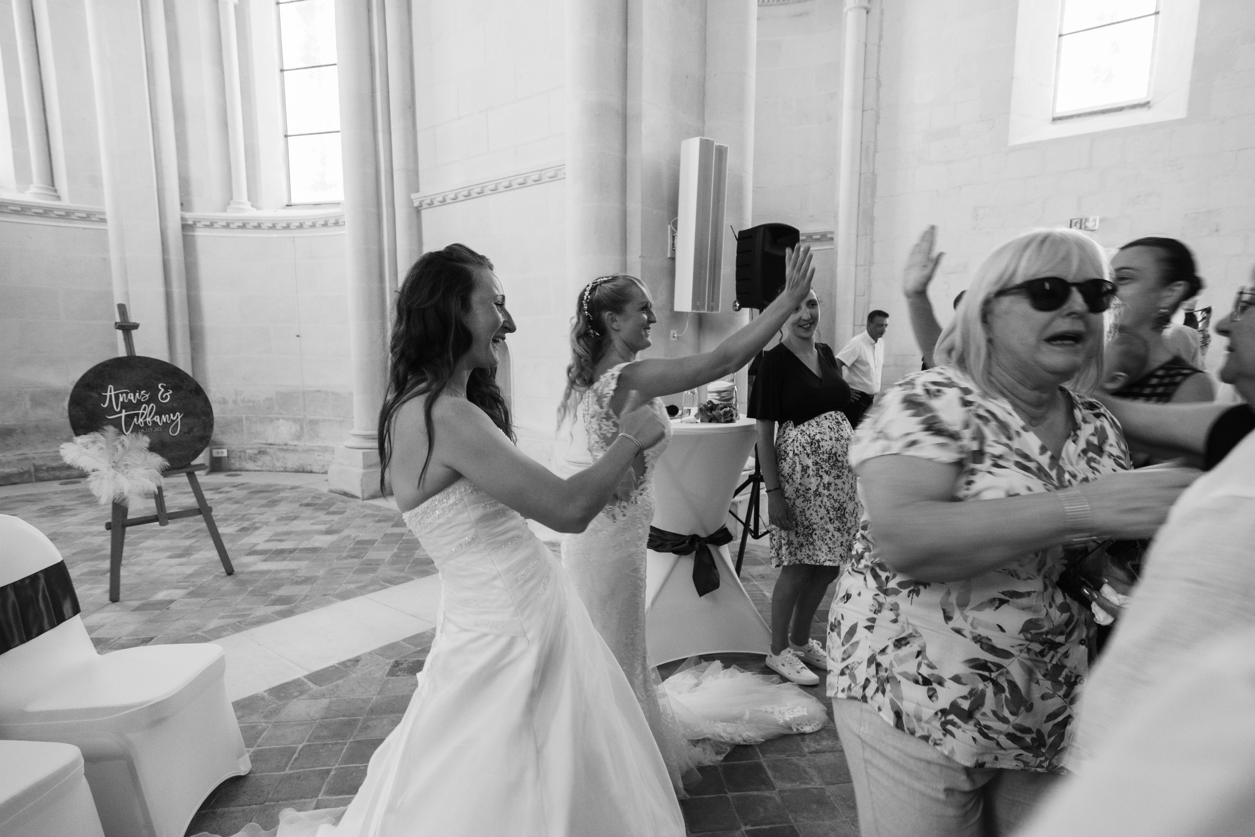 Anaïs & Tiffany | Style dans chaque instant. Photographe professionnelle à Poitiers, Tours et Châtellerault | Studio photo entre Poitiers et Tours – portraits, familles, entreprises, ma