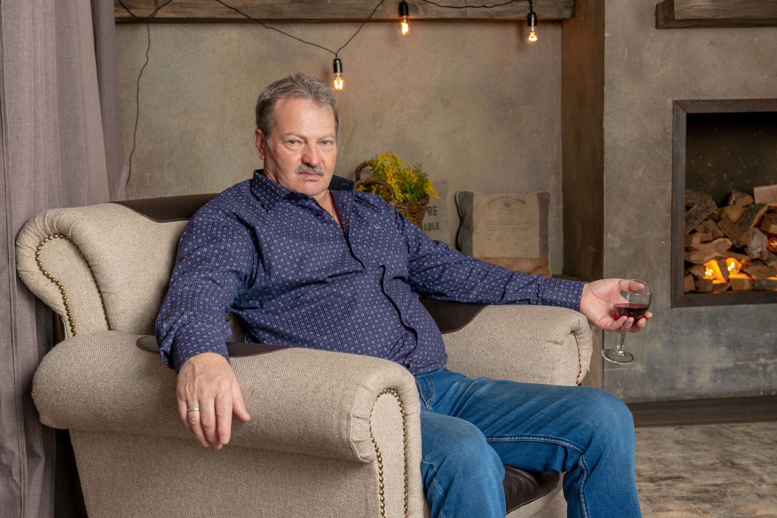 Photosession of a married couple in the studio. FOTÓGRAFO MÉXICO QUINTANA ROO