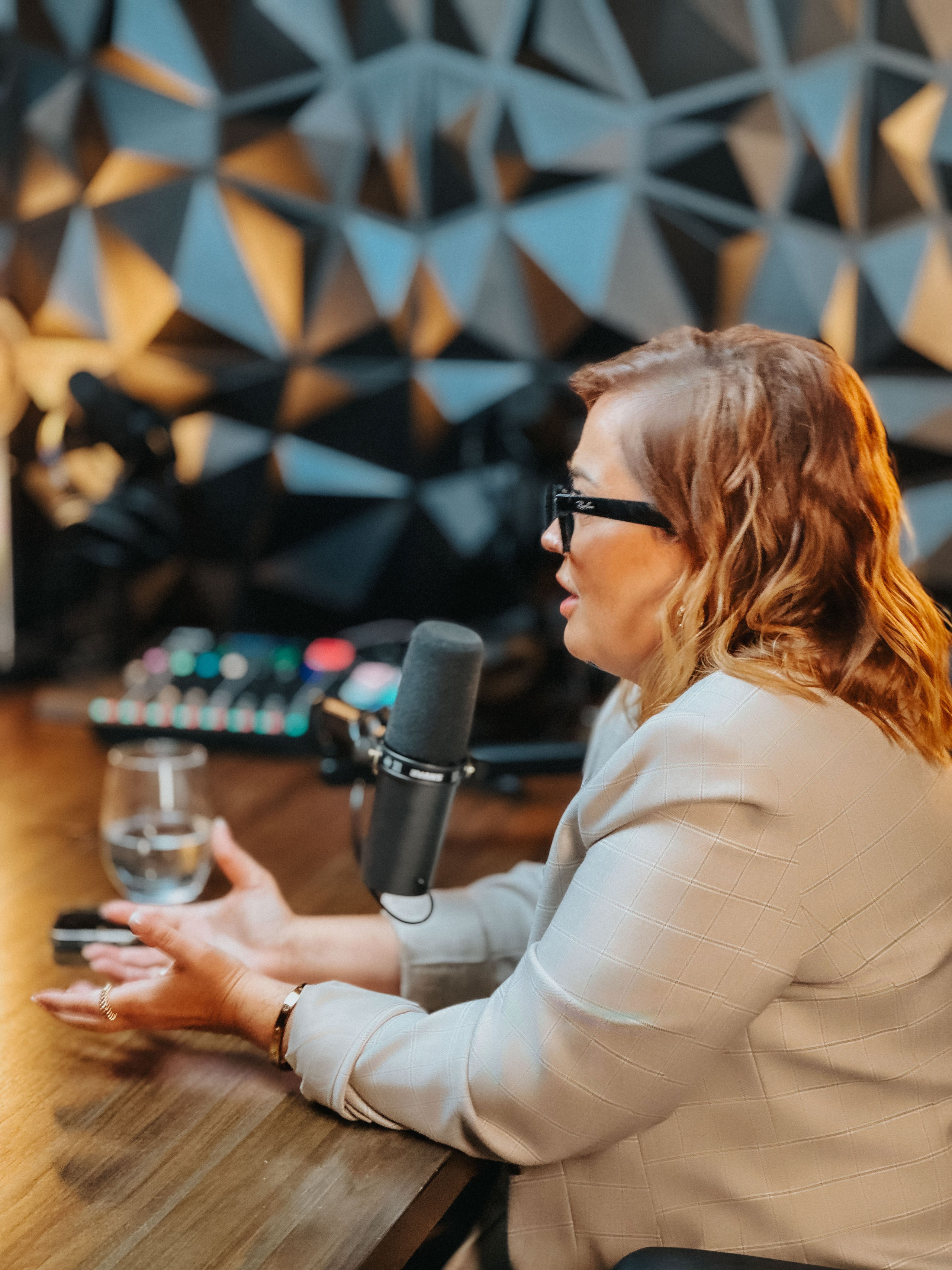 Как помочь дочери добиться успеха и собрать 1 млн подписчиков. ИРА И ЯСЯ. ON THE VIBE OF SUCCESS — A blog about extraordinary people with Kristi