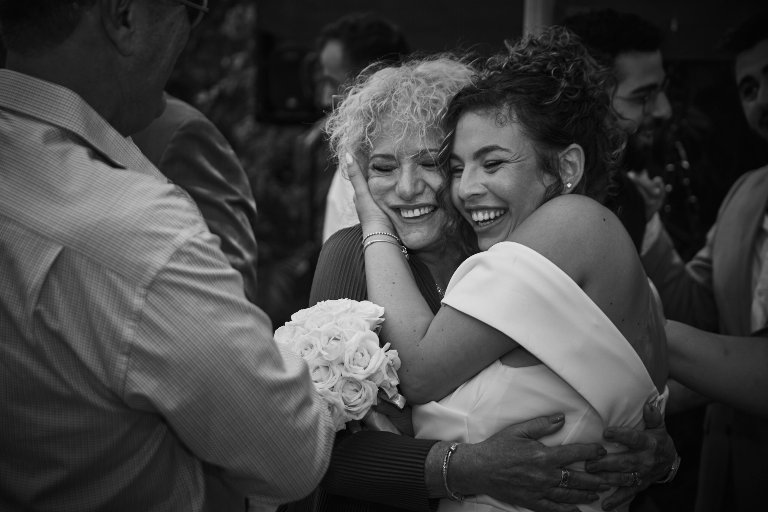 Middle East Photo Agency — Photography & Event Magnets — סוכנות צילום והדפסת מגנטים לאירועים