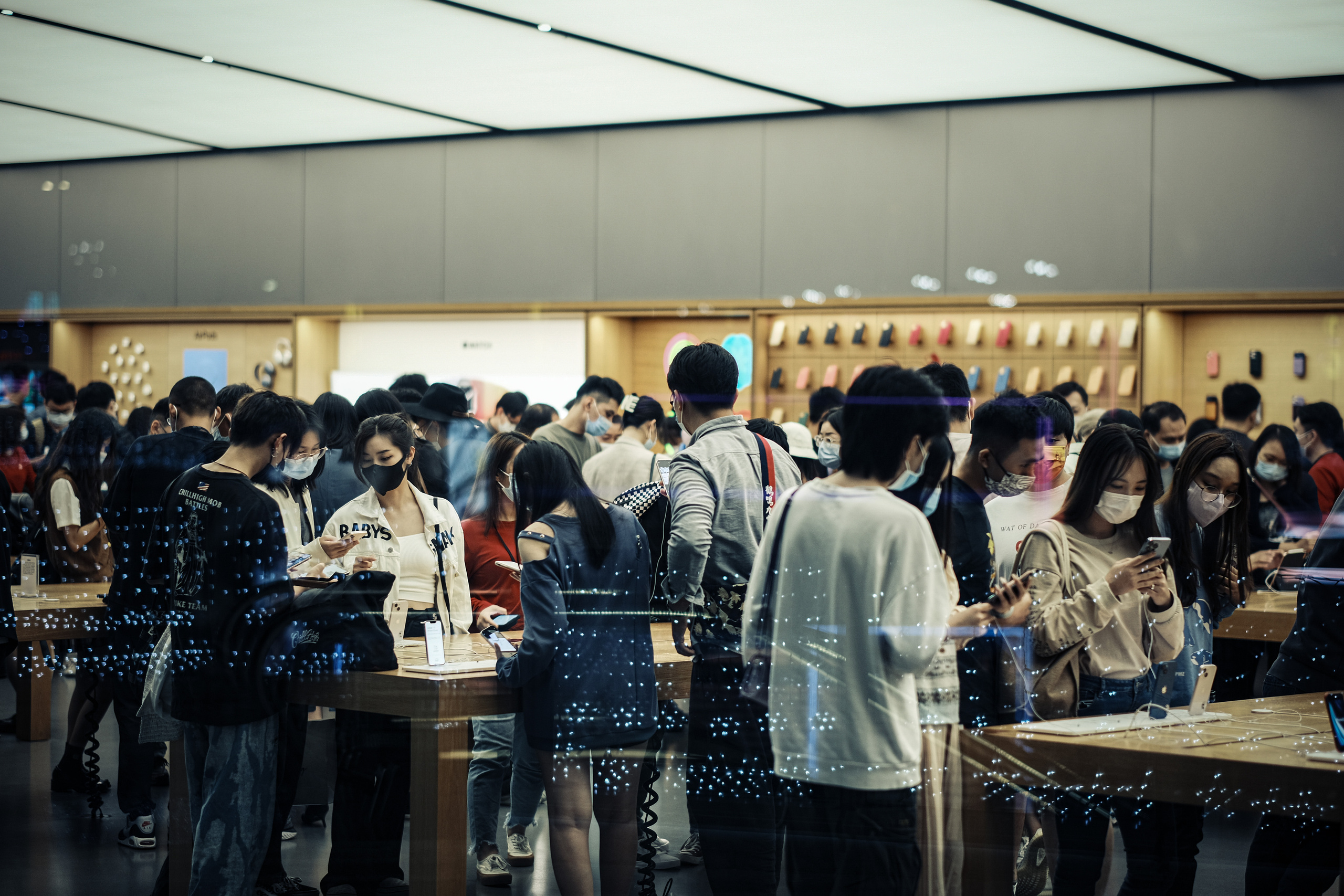 Apple Store in Guangzhou / 广州 | Tianhe District | China. Camera: FUJIFILM X-Pro3 56mm F1.2