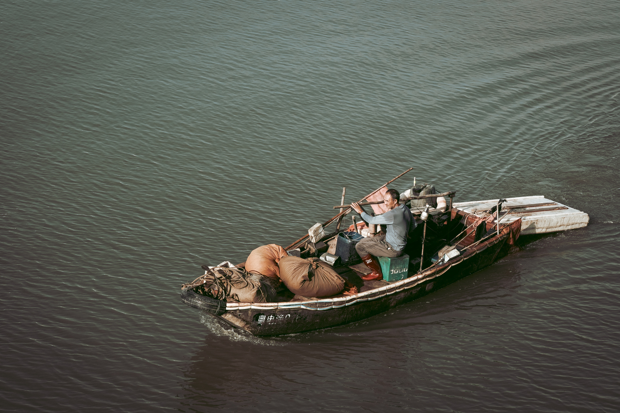Local fisherman | Zhuhai City | China | Guangdong province. Camera: FUJIFILM X-Pro3 56mm F1.2