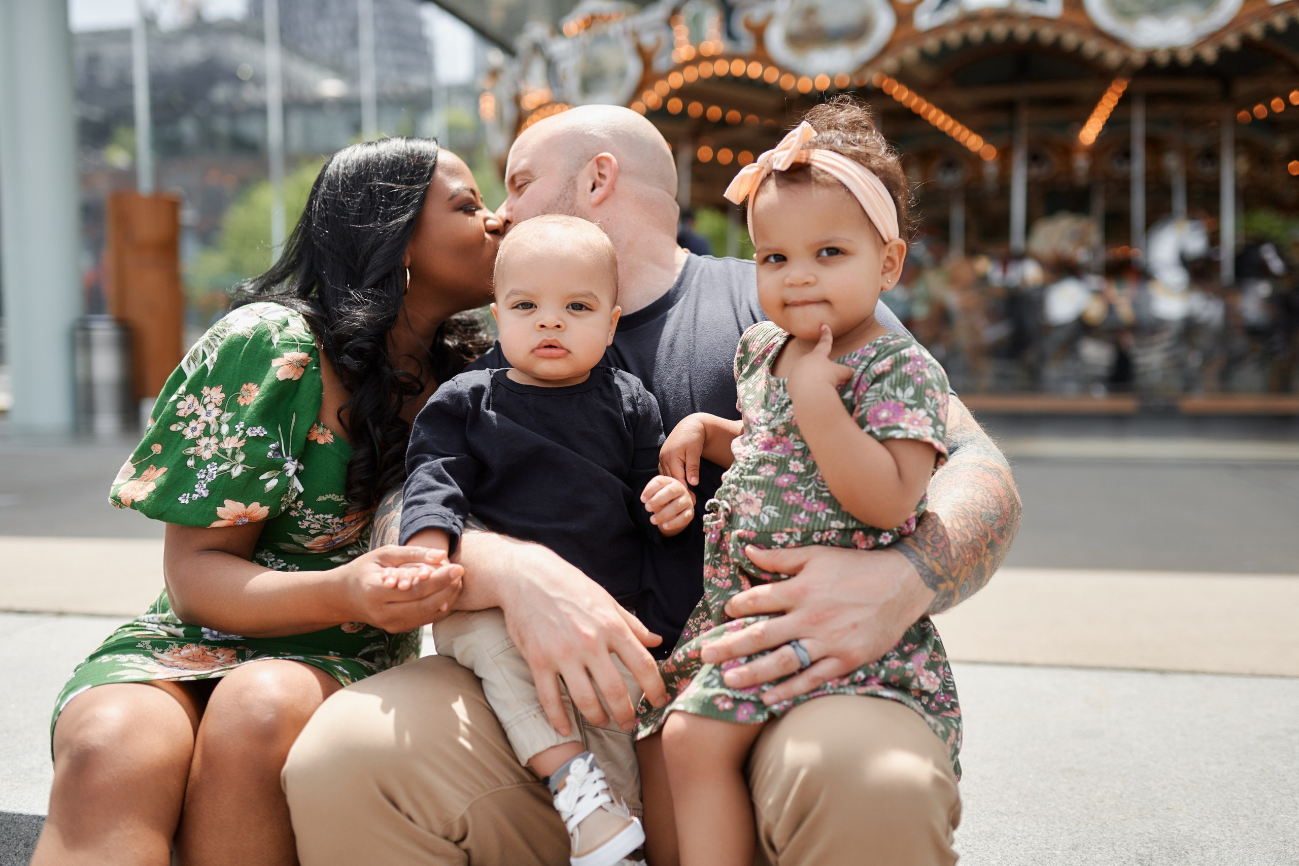 Family photo service New York / Experienced photographer. Professional Wedding and event photographer USA New York