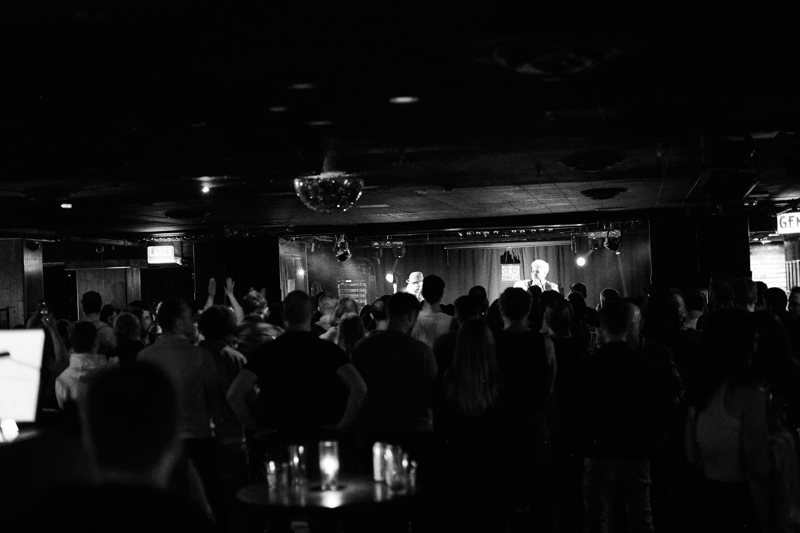 Концерт группы Пятница в Ванкувере. Location131 | Vancouver Photographer for Fashion, Portraits, Events and More Across Canada| YVR — Vlad Li