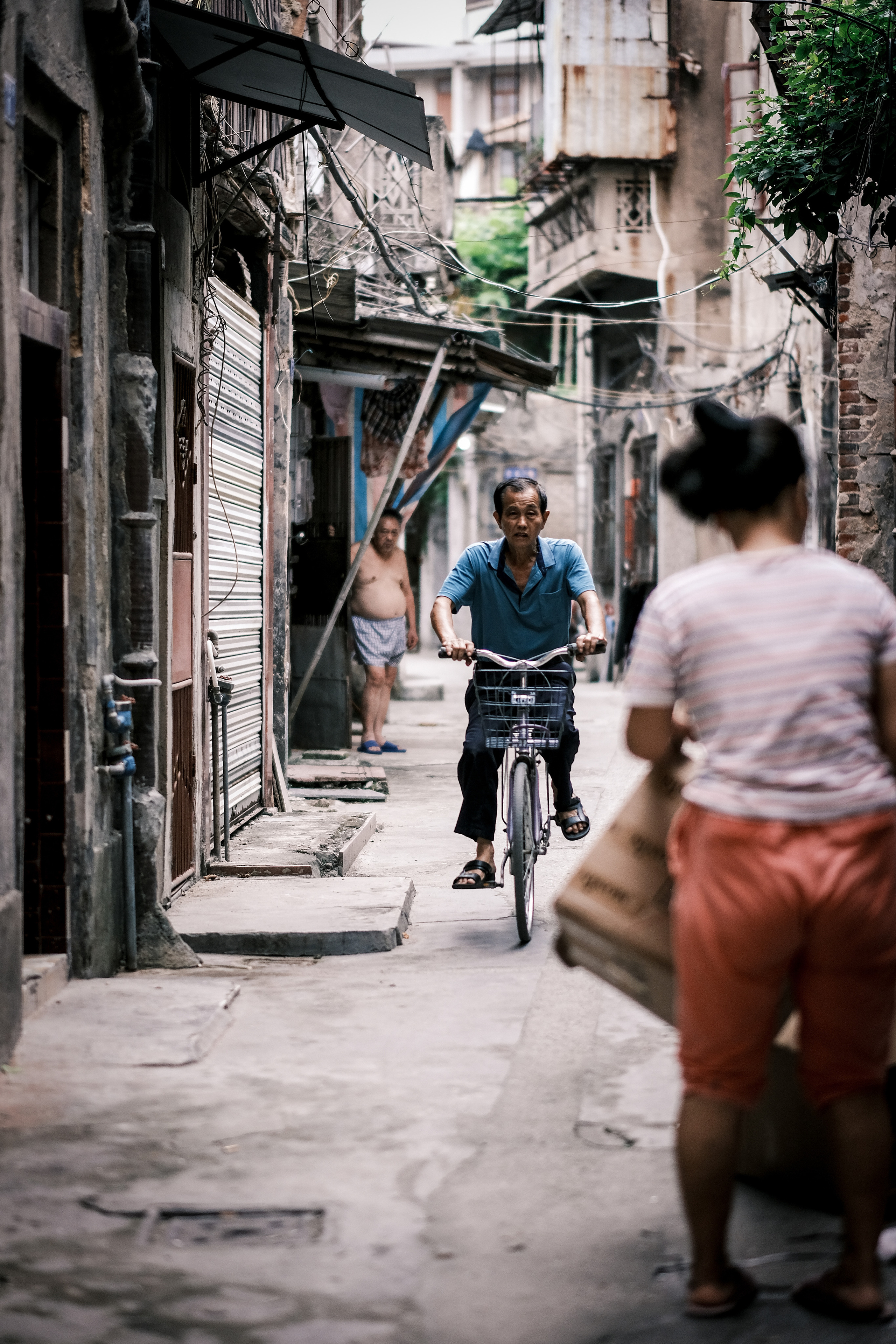 Shantou City | China in Black and White Photography | China Town. 中国街头摄影 | The Streets of China Through My Eyes | 深圳