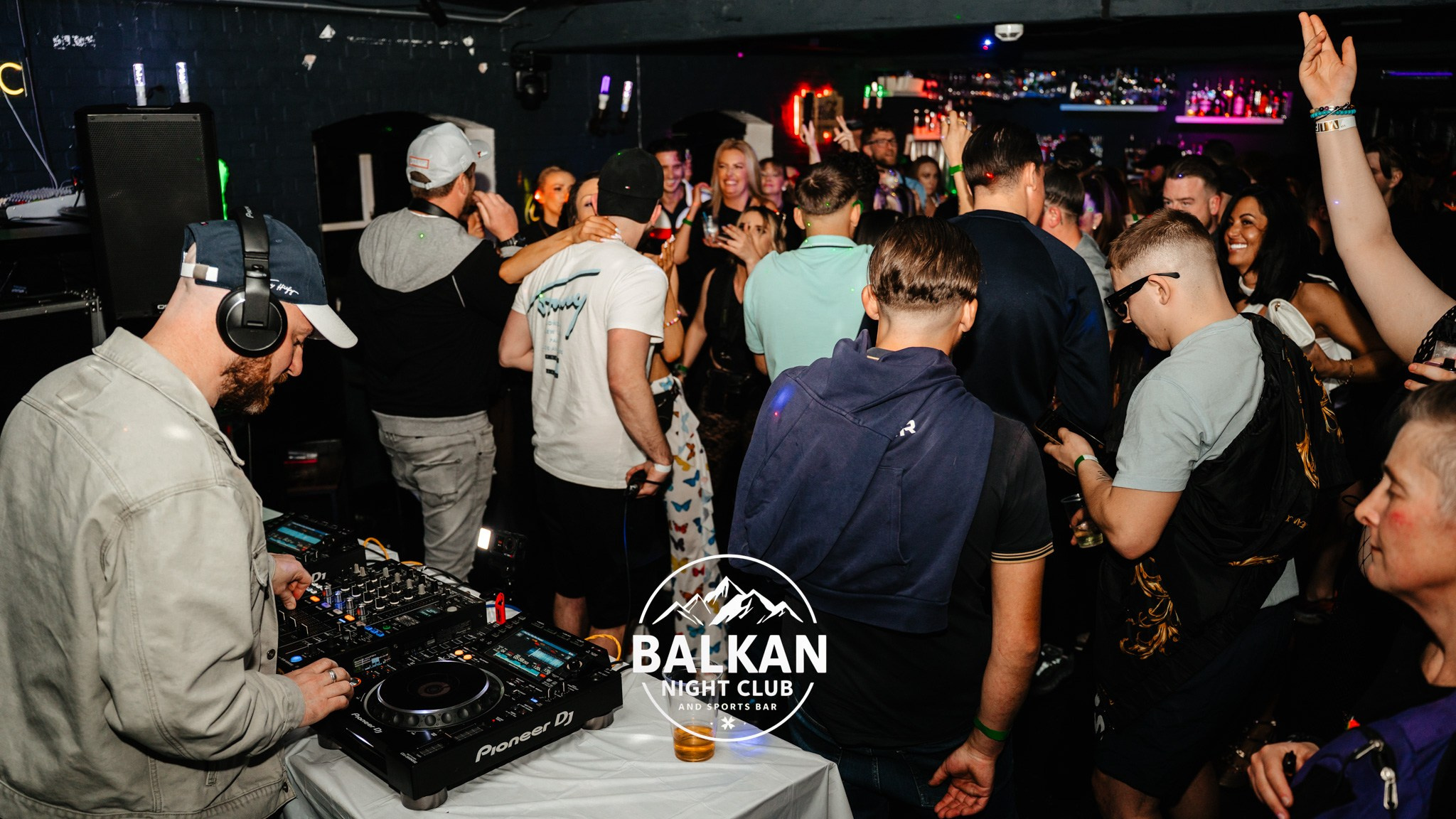 BALKAN NIGHT CLUB SALISBURY. TANTAN IONUT FOTO & FILM