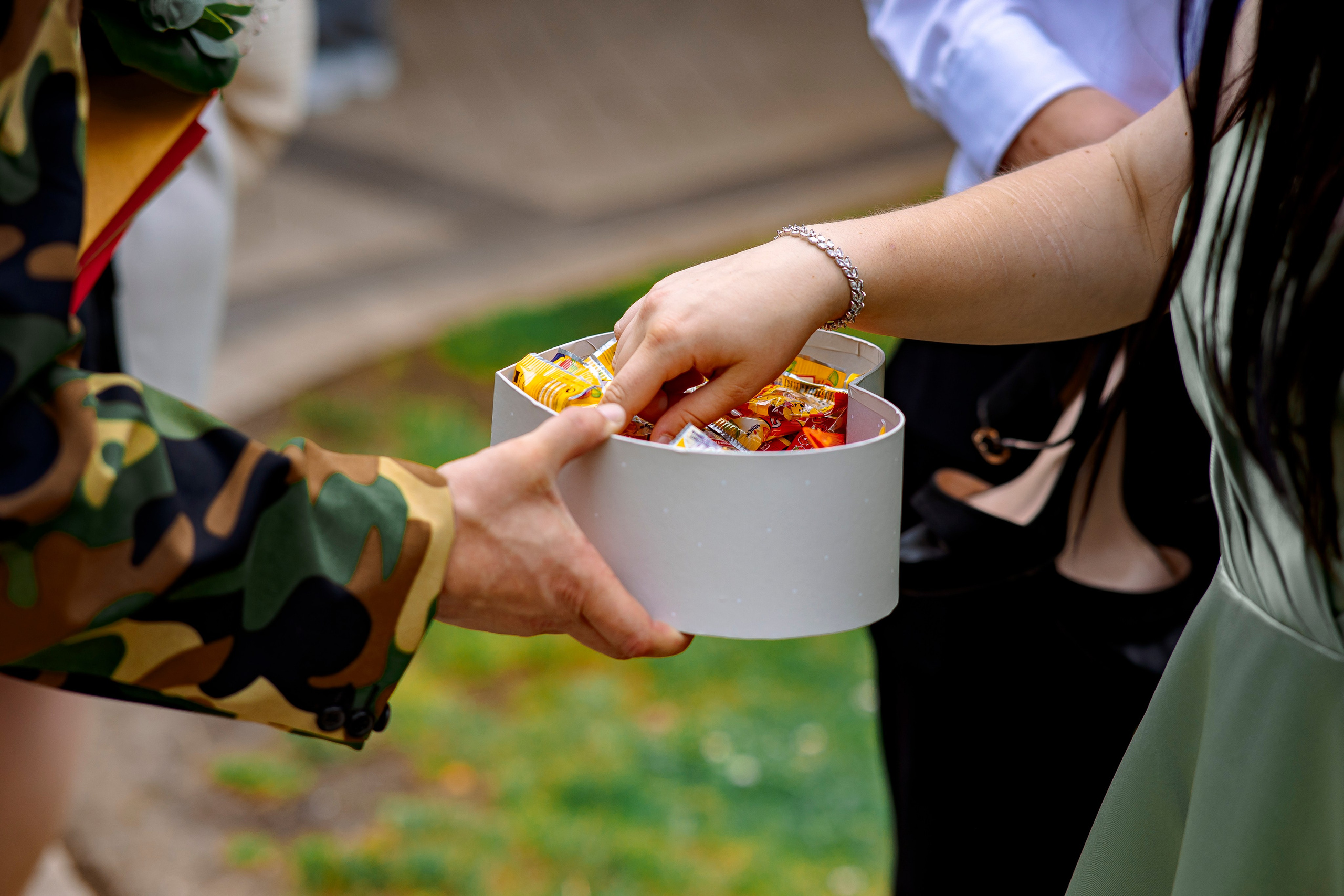 Standesamtliche Trauung in Bad Sassendorf. Fotograf NRW aus Wickede Ruhr, Milla Kunst