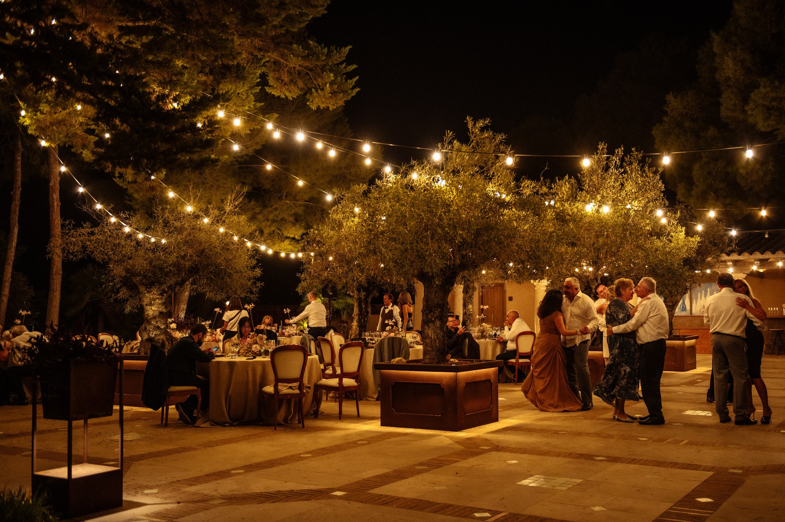 Fotografías de Bodas en Barcelona: Capturando Momentos Espontáneos y E. Fotógrafa Ekaterina Gasanova - sesiones de fotos en Barcelona