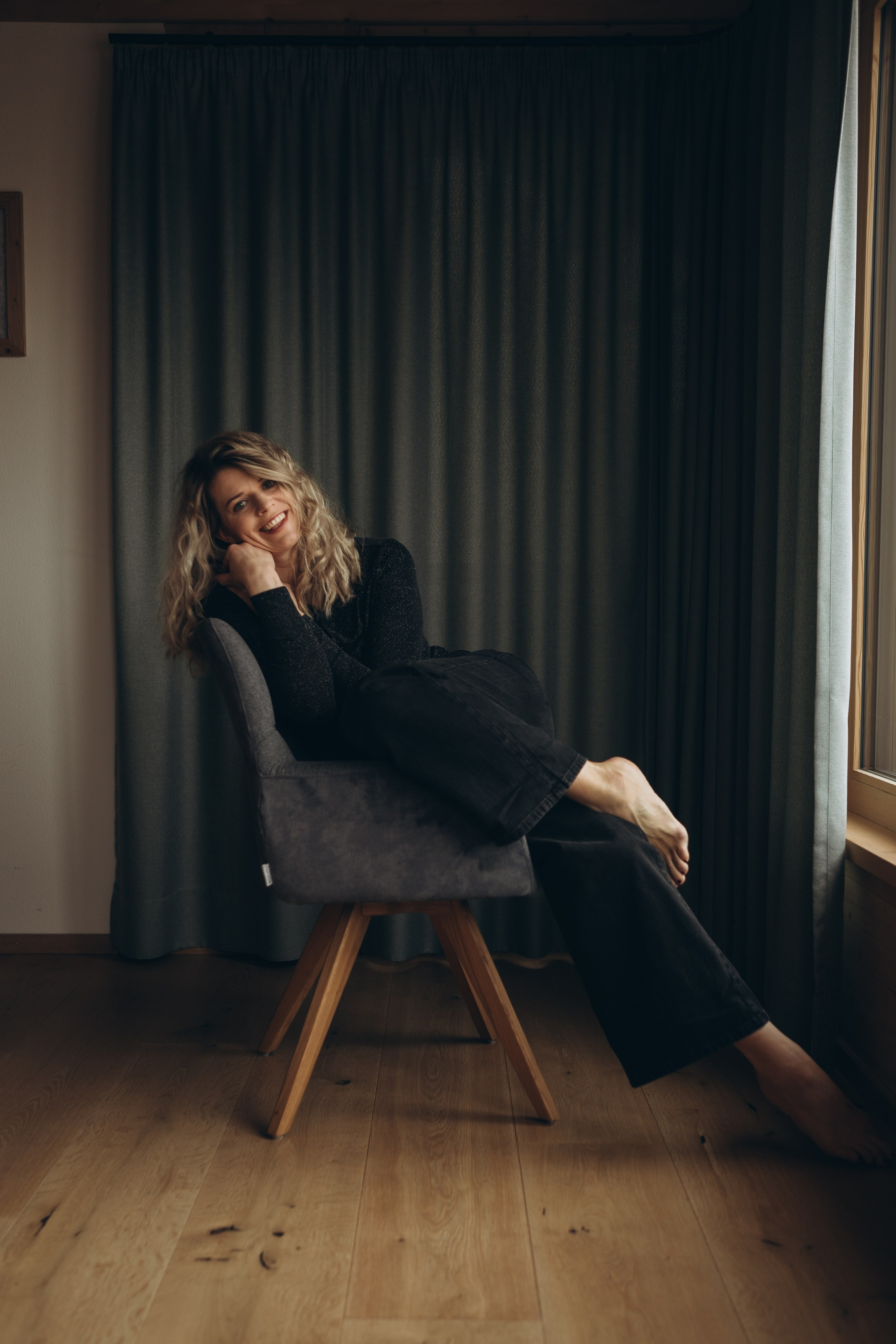 Porträt. Fotografin Larysa Chepurko| Füssen| Garmisch-Partenkirchen| Weilheim| Schongau| Murnau| München | Hochzeitsfotograf Füssen | Larysa Photo