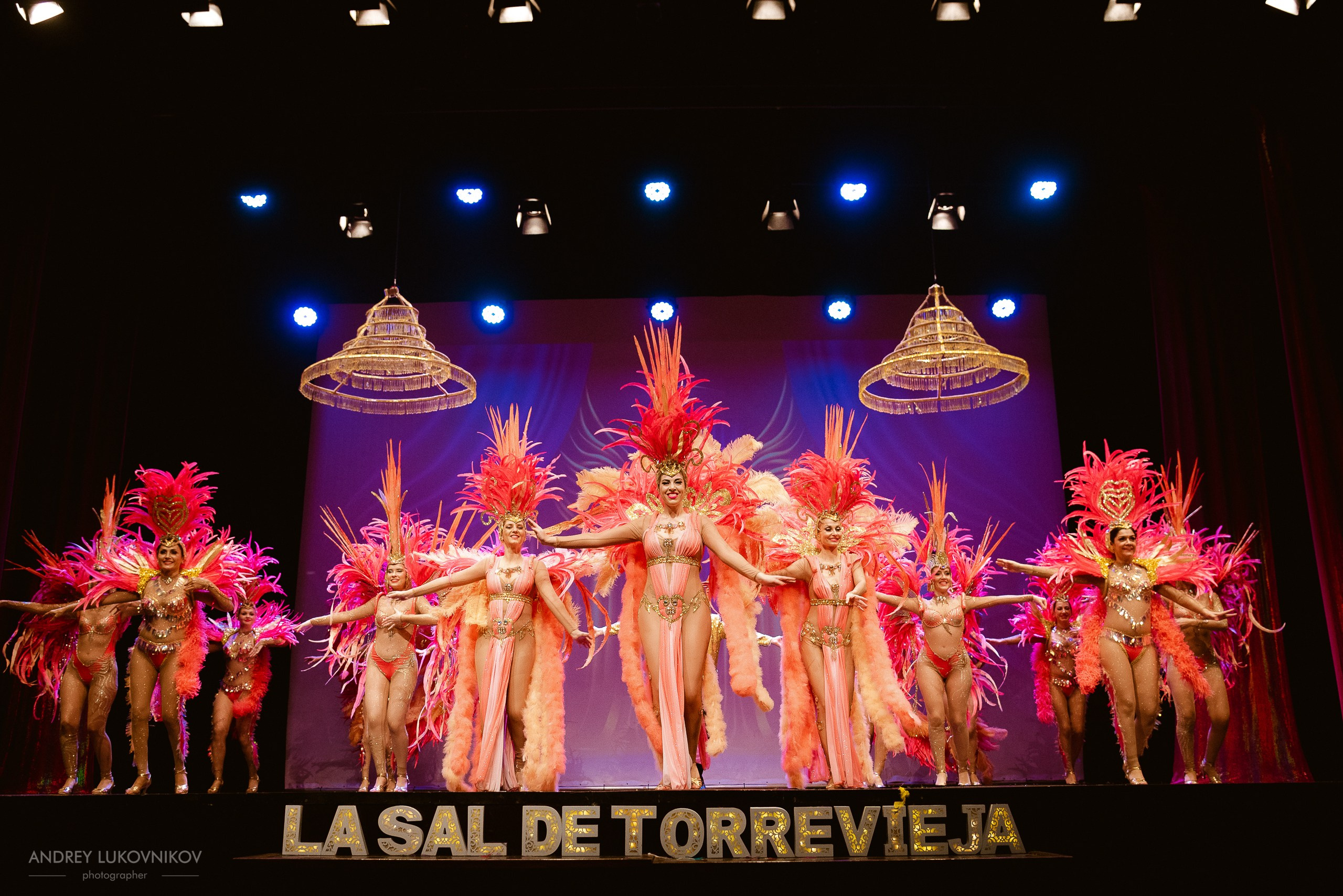 Reportaje fotográfico y rodaje entre bastidores del concierto de La Sal de Torrevieja en España