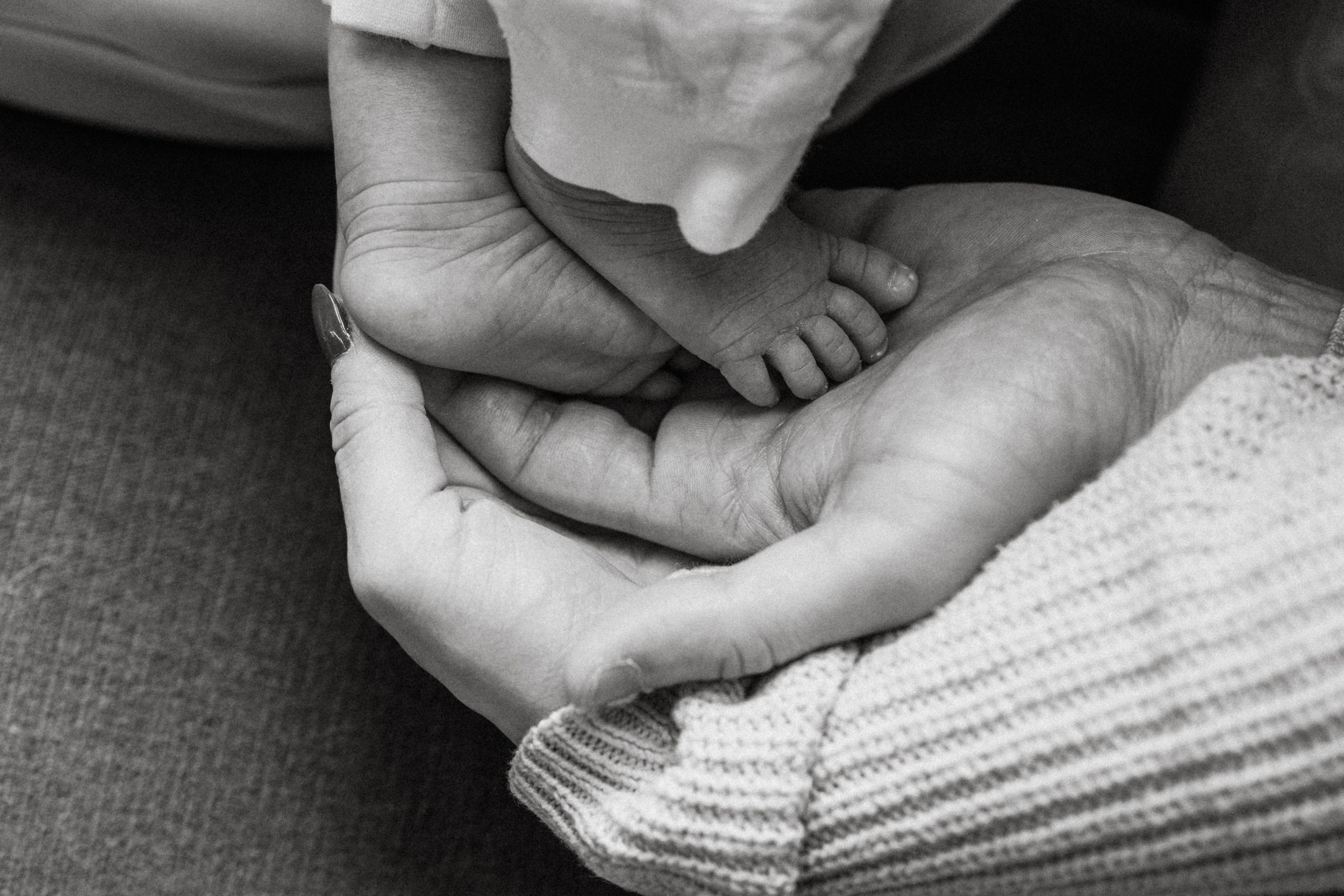 Kristine, Brian, Sloane. Alisa Tant — Family and newborn photographer Bucks County, Montgomery county, Philadelphia, NJ