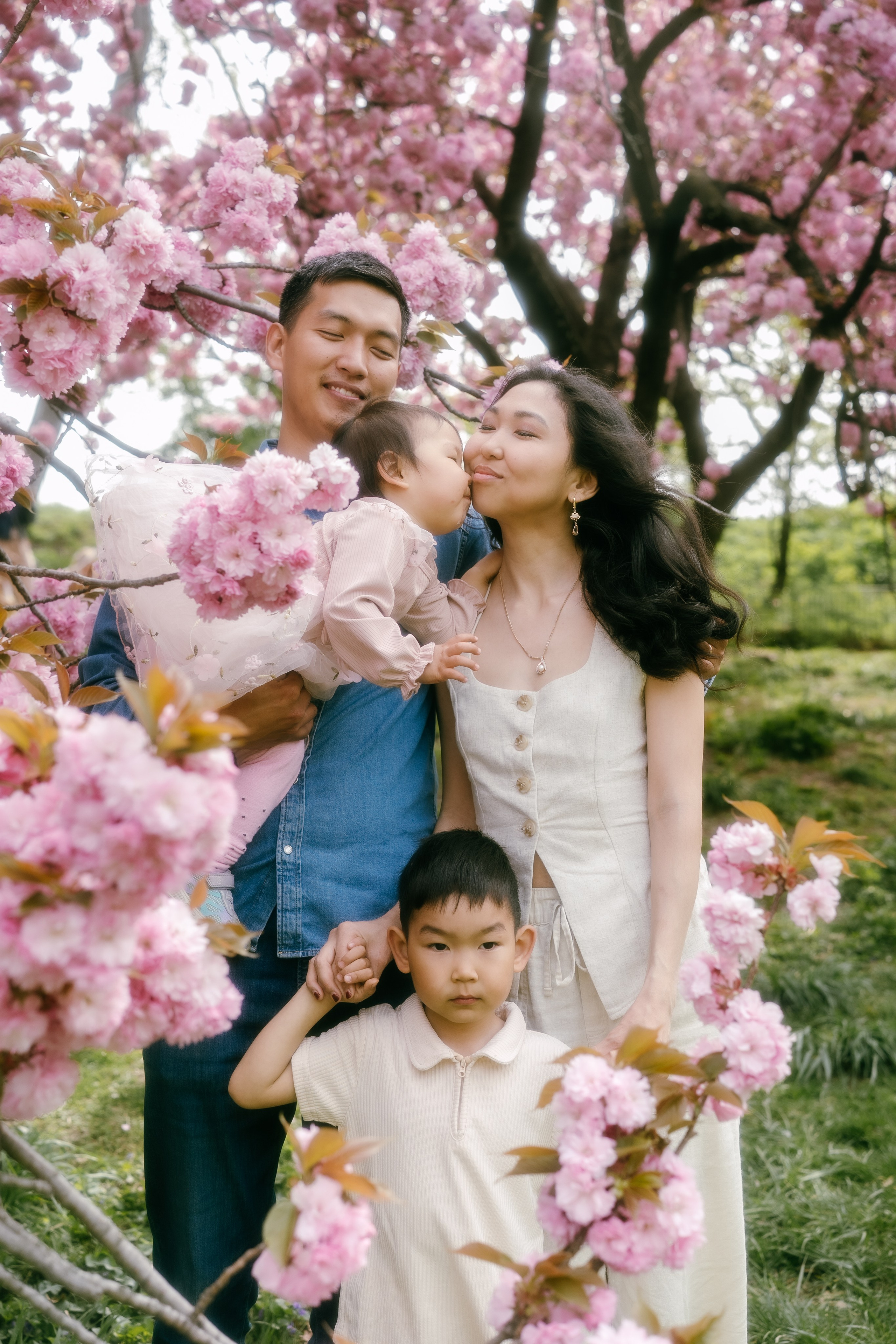 Lev Shevchenko Photography | moodofnewyork This website is dedicated to wedding, couple, family, and portrait photography. I help capture g