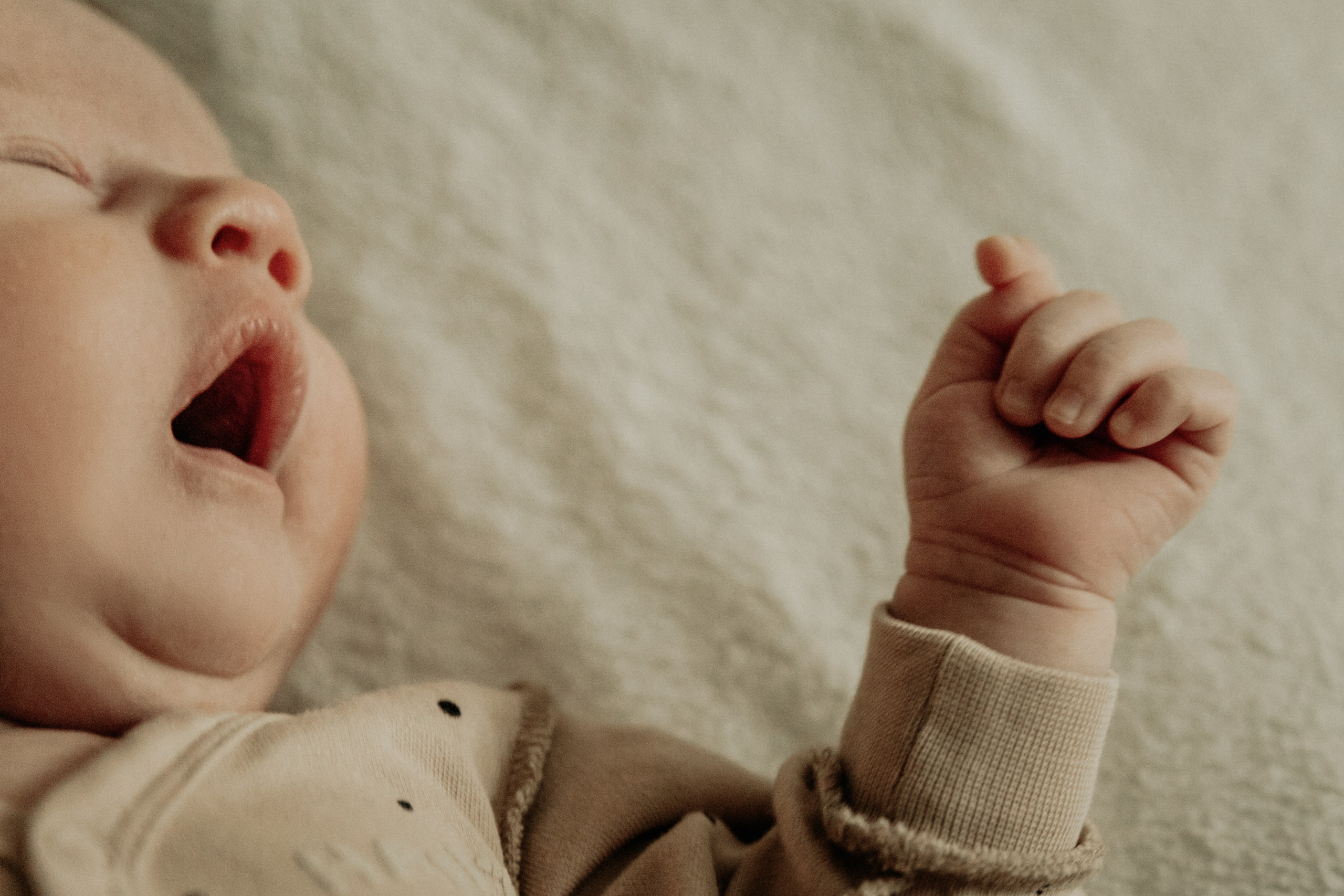 Newborn & Sibling Photography – First Precious Moments Together. Alisa Tant — Family and newborn photographer Bucks County, Montgomery county, Philadelphia, NJ