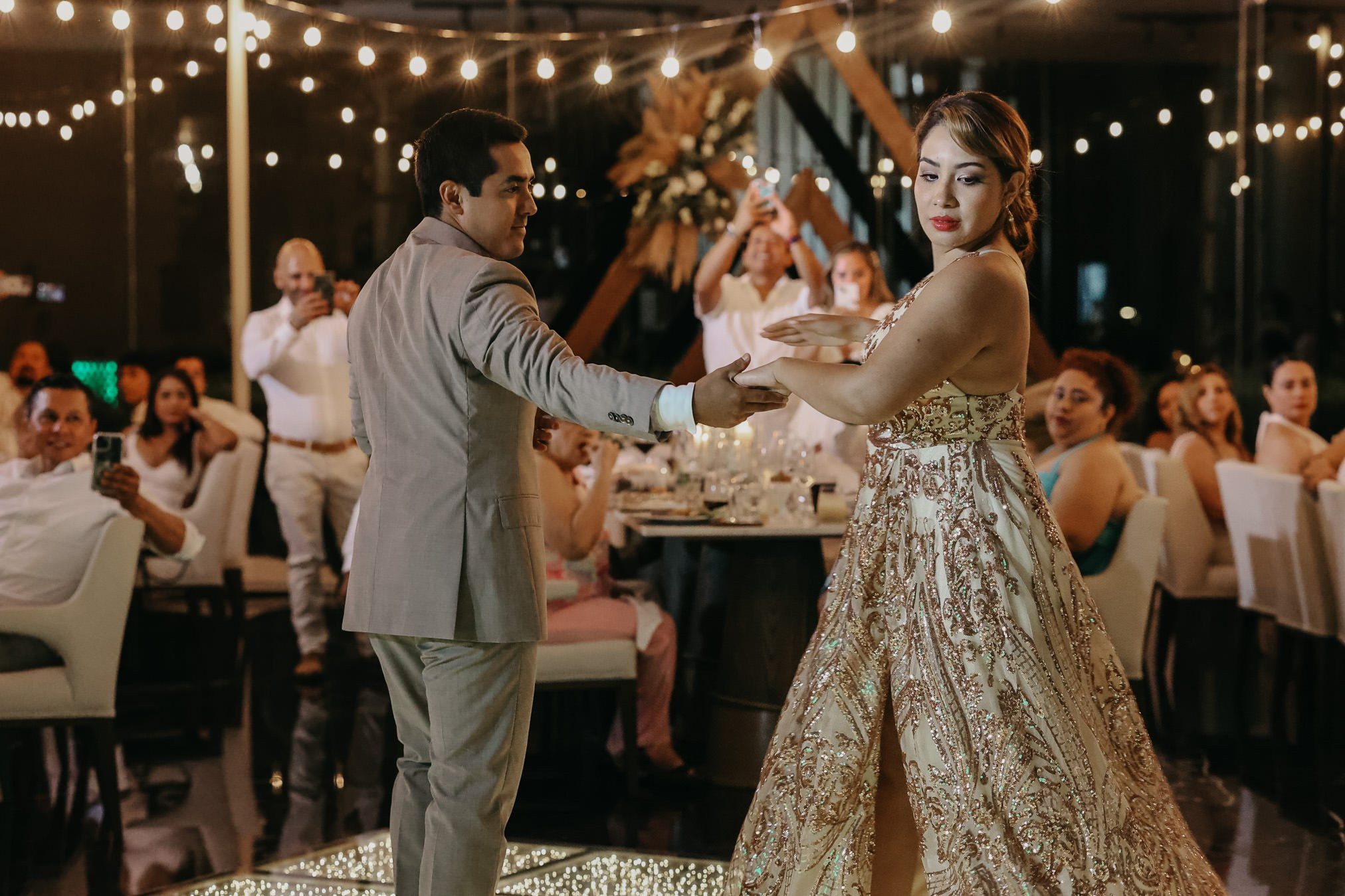 Cancun TRS Boda Pato y Wendy. Estudio de fotografia en Tijuana