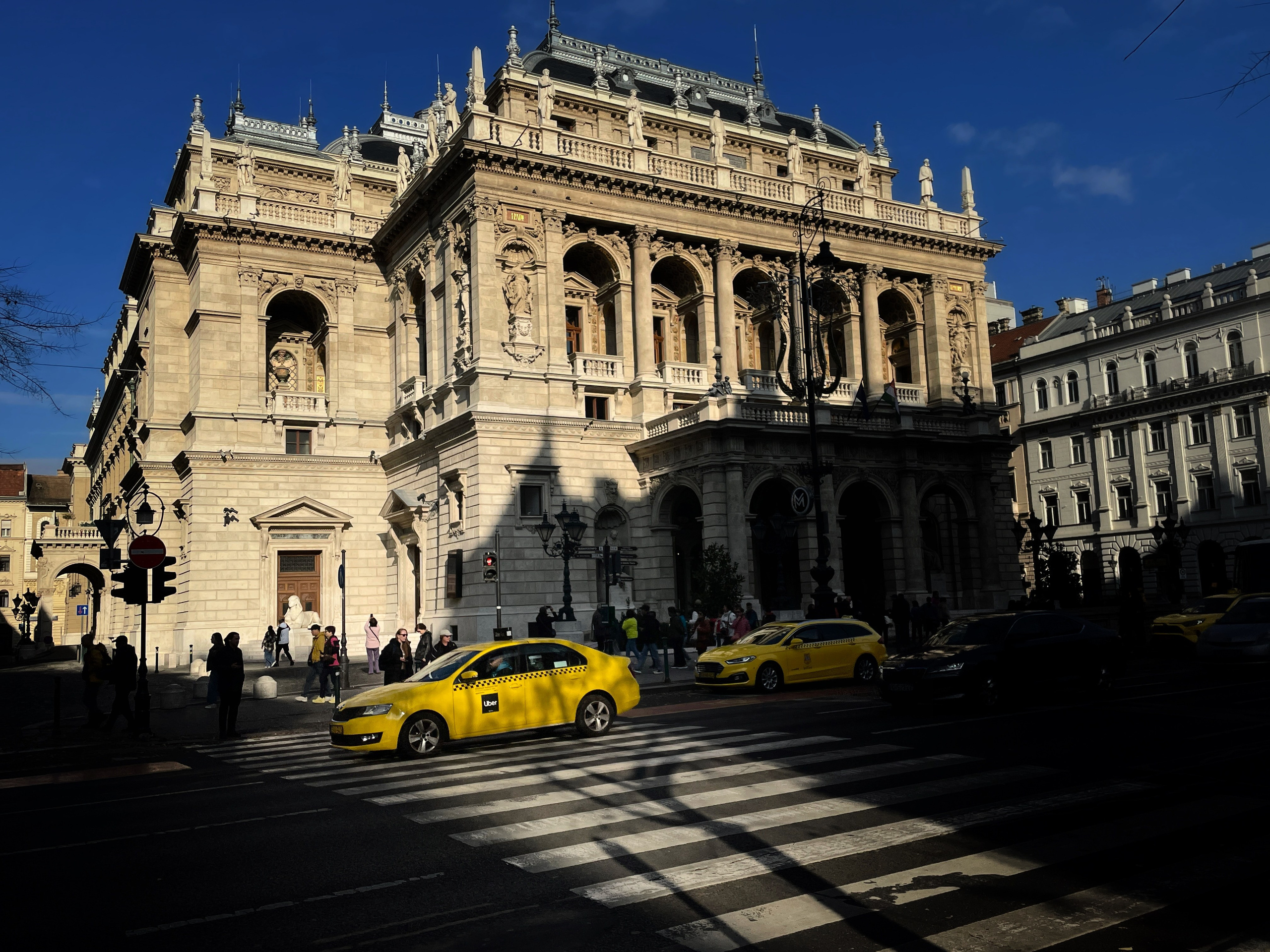 STRT JRNL by Knyazev Yura issue #3 december 2025. Photographer in Budapest — Yura Knyazev