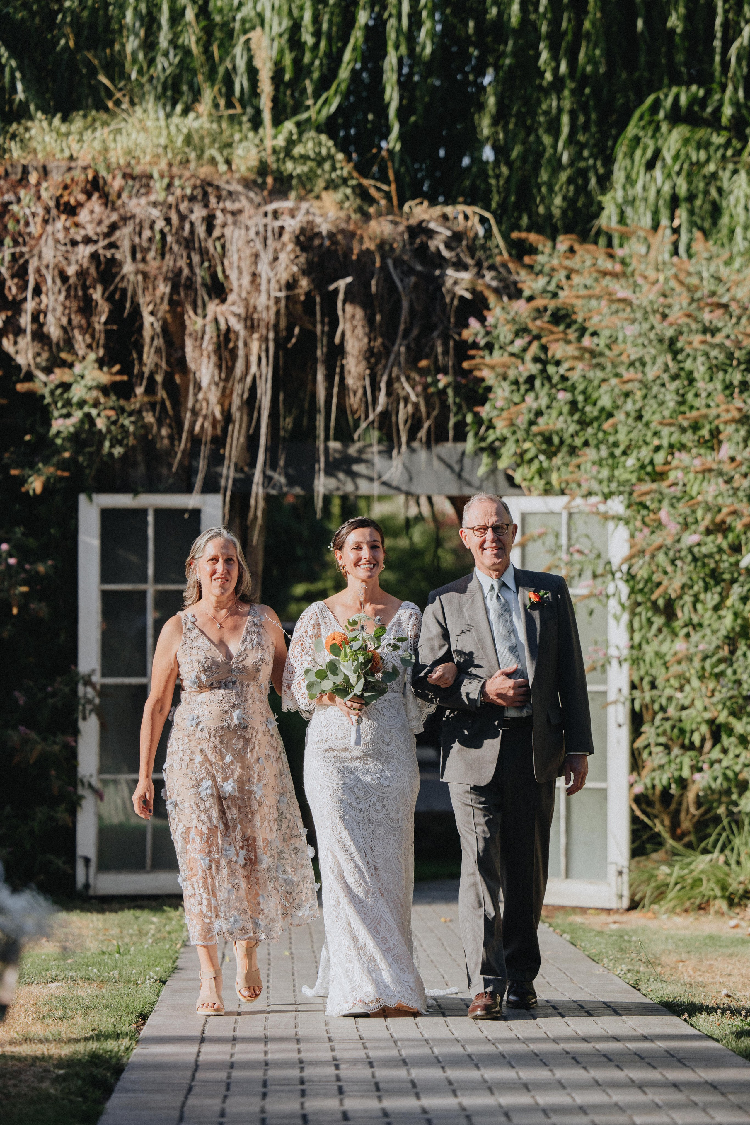 Greg & Danielle | Carver Event Center Wedding | Portland, OR. Portland Wedding Photographer | Authentic PNW Love Stories