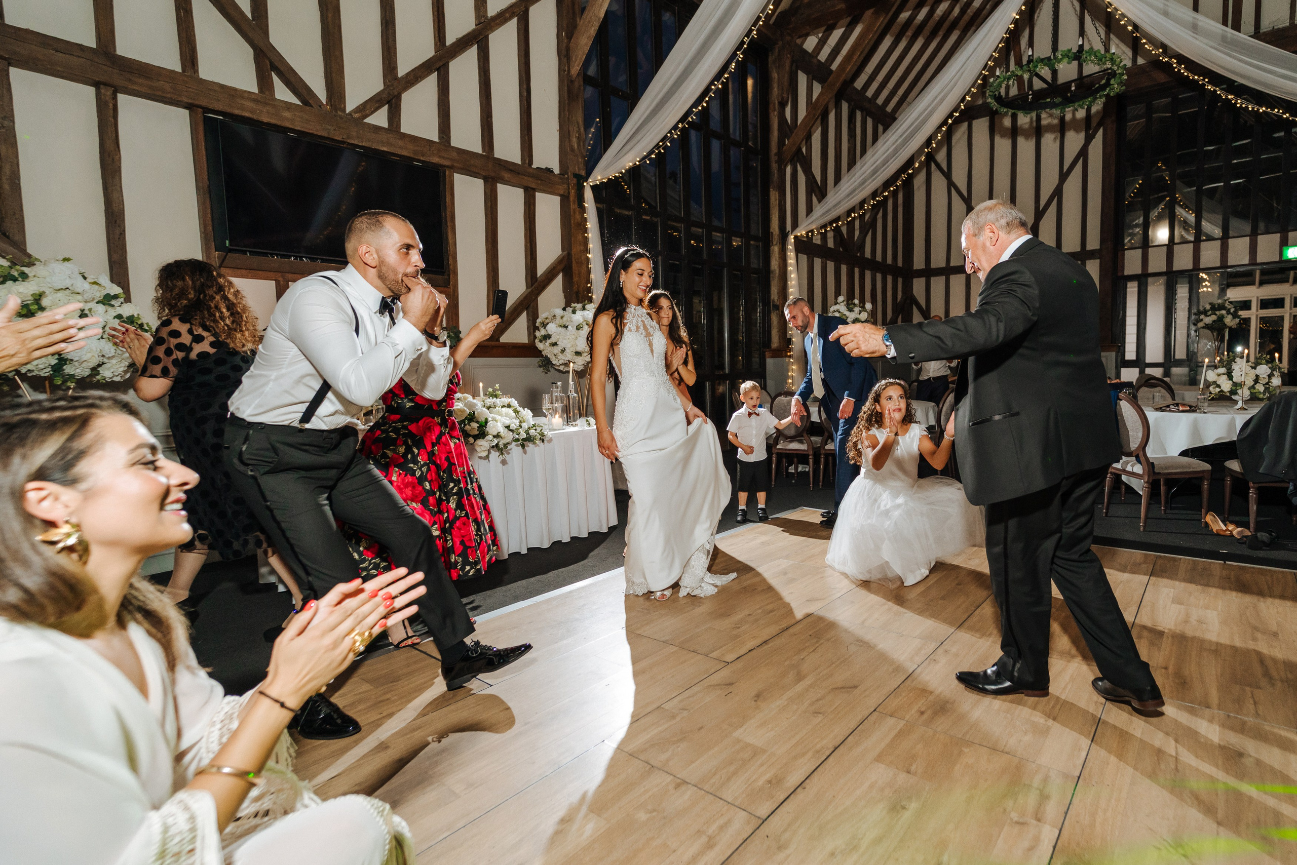 Wedding at Essendon Country Club. Photographer in England Ekaterina Romanova