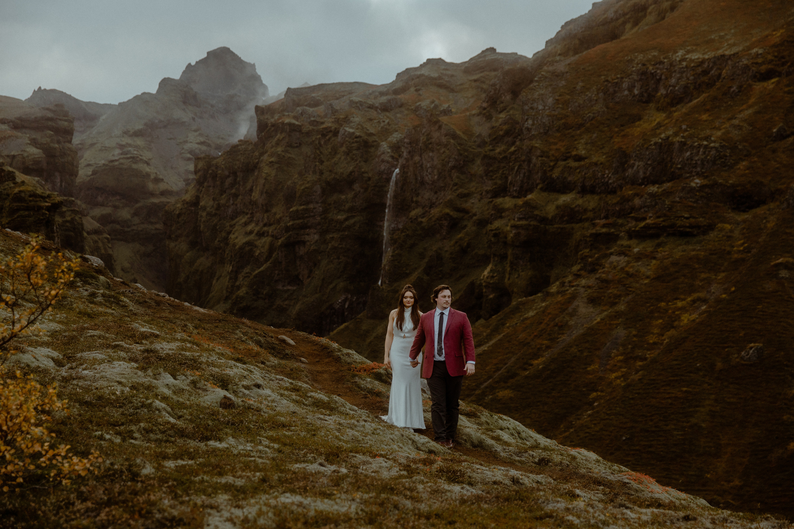 Secret hiking Elopement in Iceland. Iceland elopement photographer & videographer