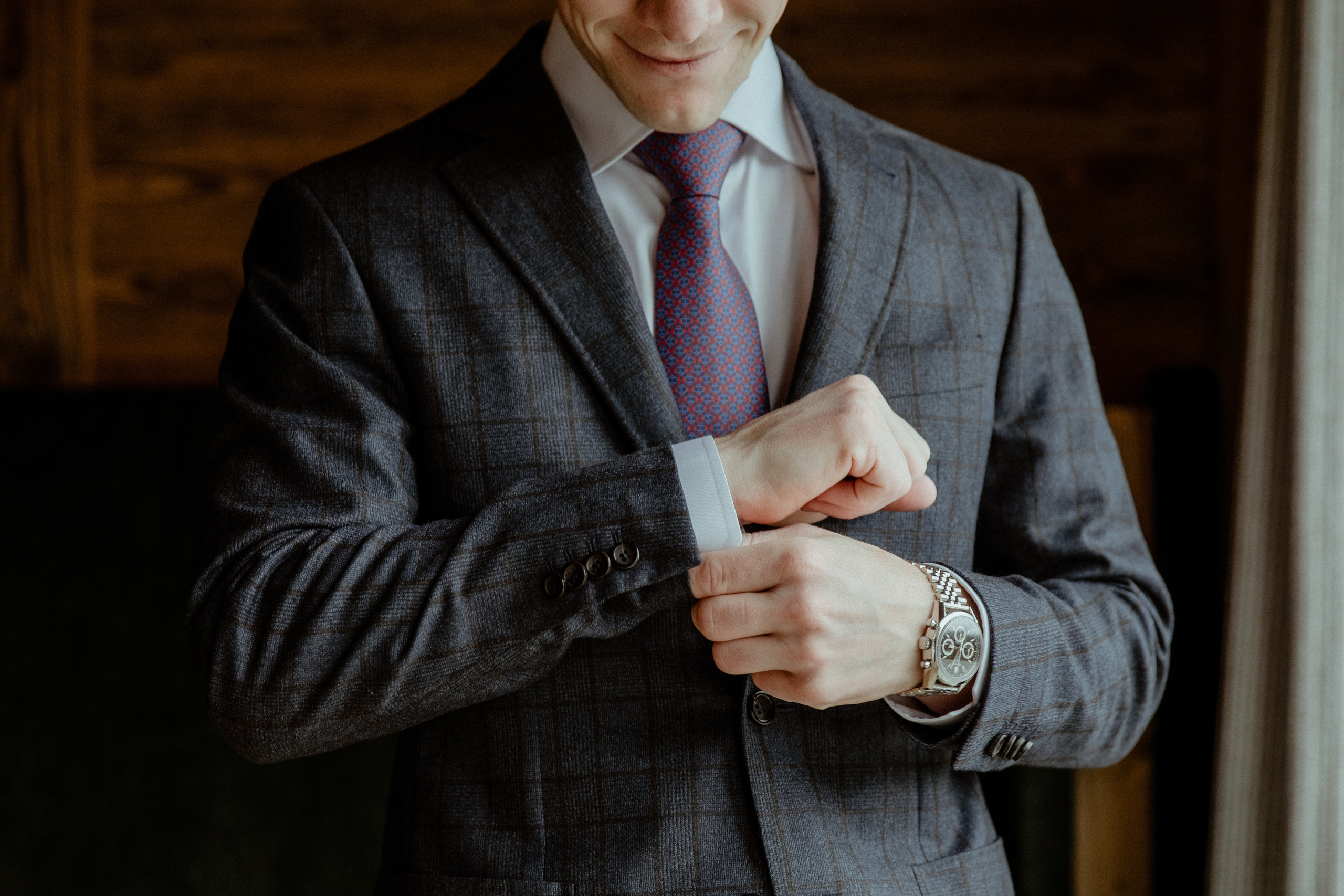 Intimate Wedding in the Dolomites. Iceland elopement photographer & videographer