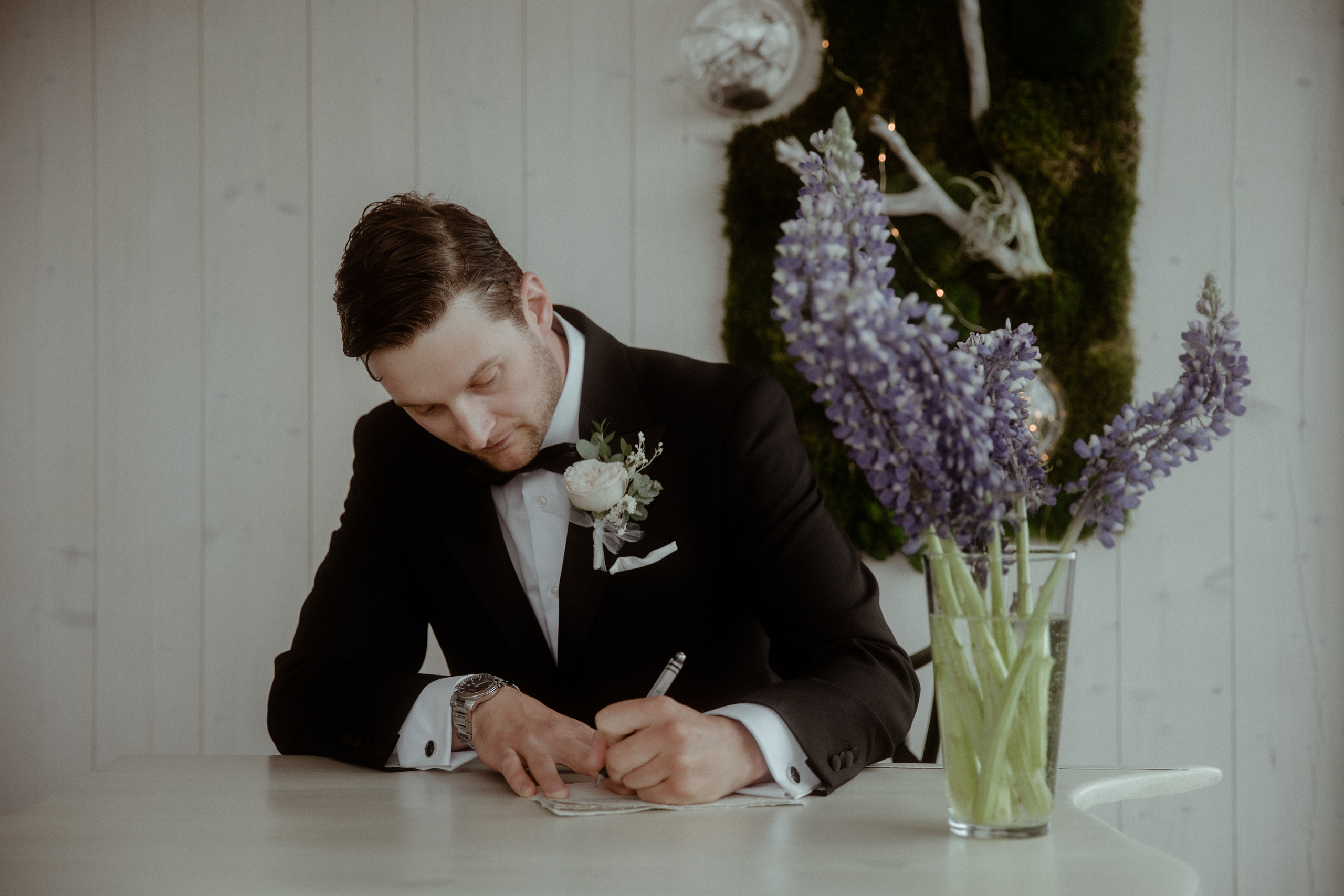 Charming South Iceland Elopement. Iceland elopement photographer & videographer