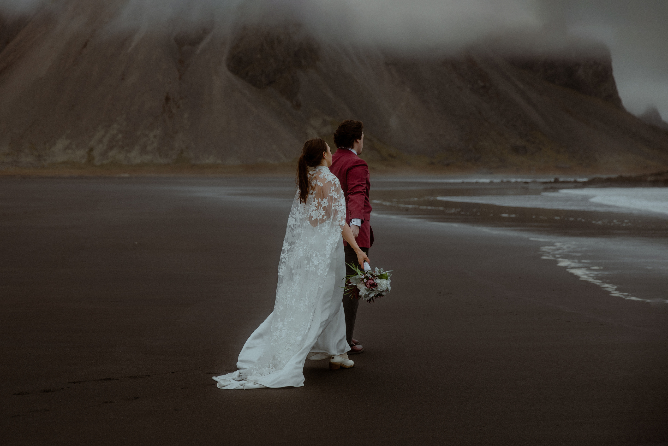 Secret hiking Elopement in Iceland. Iceland elopement photographer & videographer