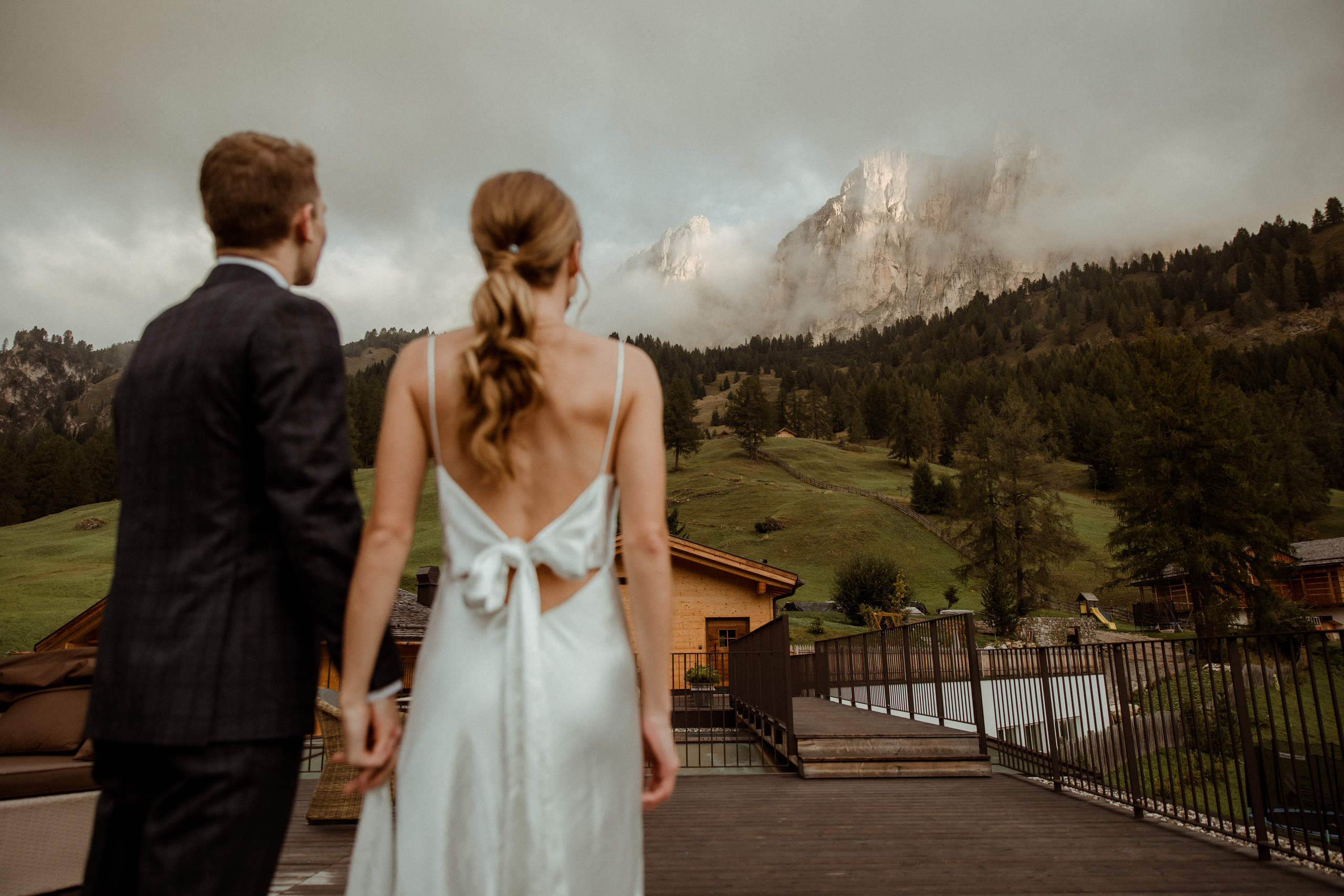 sunrise elopement in Dolomites