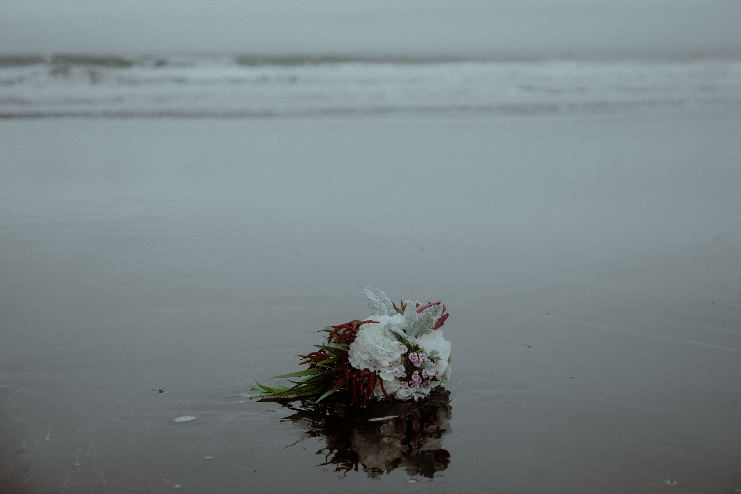 Secret hiking Elopement in Iceland. Iceland elopement photographer & videographer