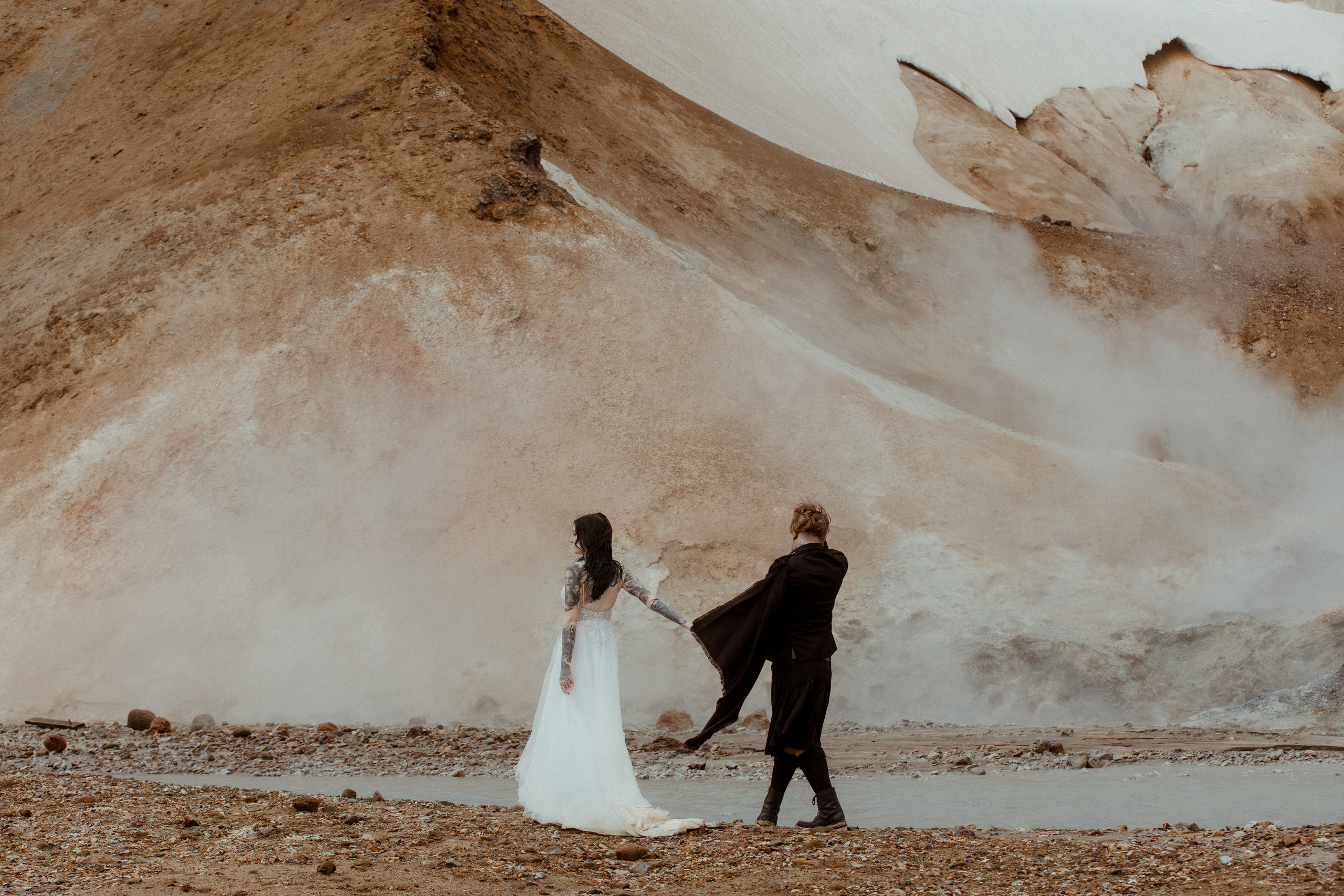 Wedding in Iceland’s Highlands. Iceland elopement photographer & videographer