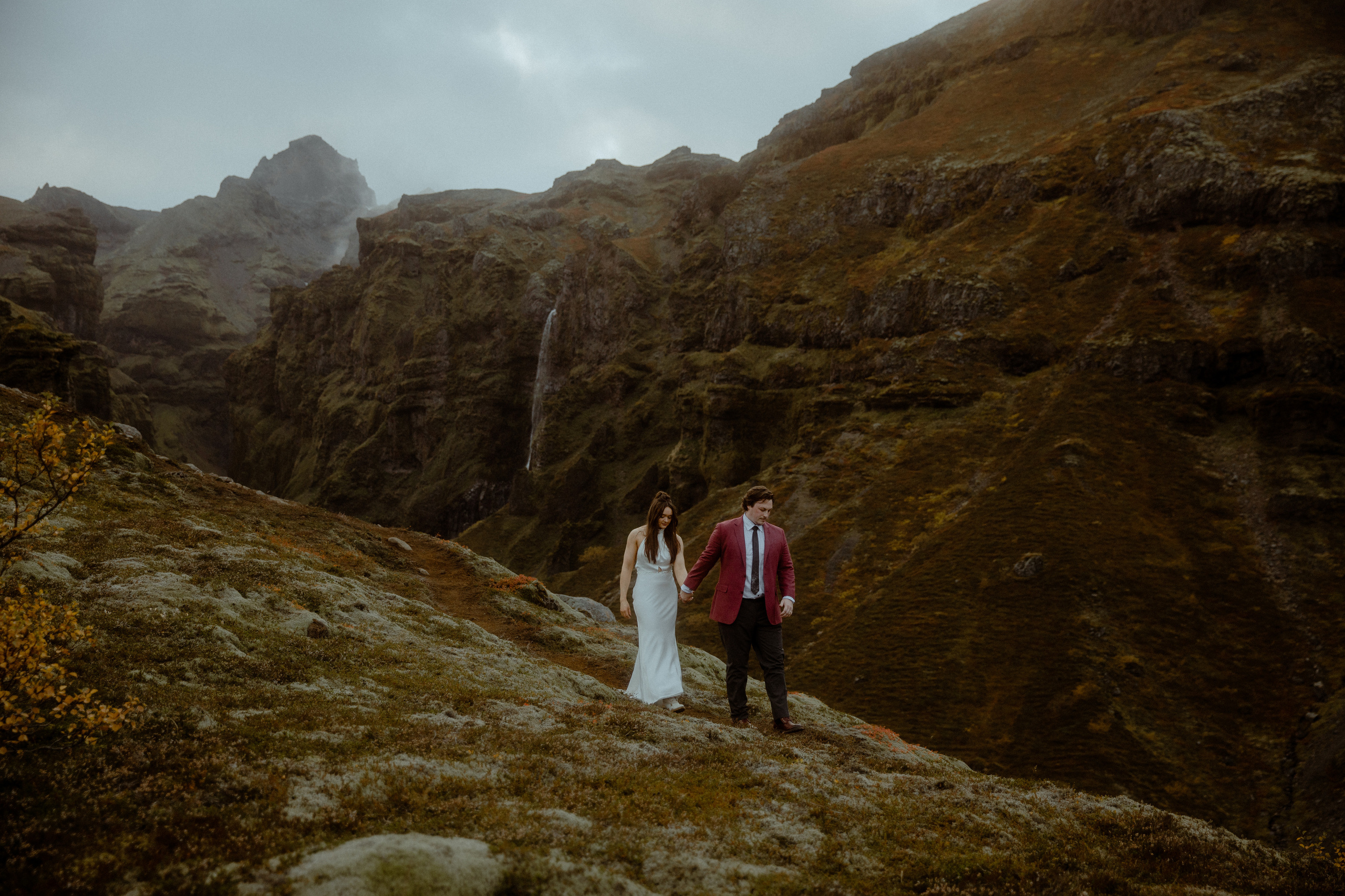 Secret hiking Elopement in Iceland. Iceland elopement photographer & videographer