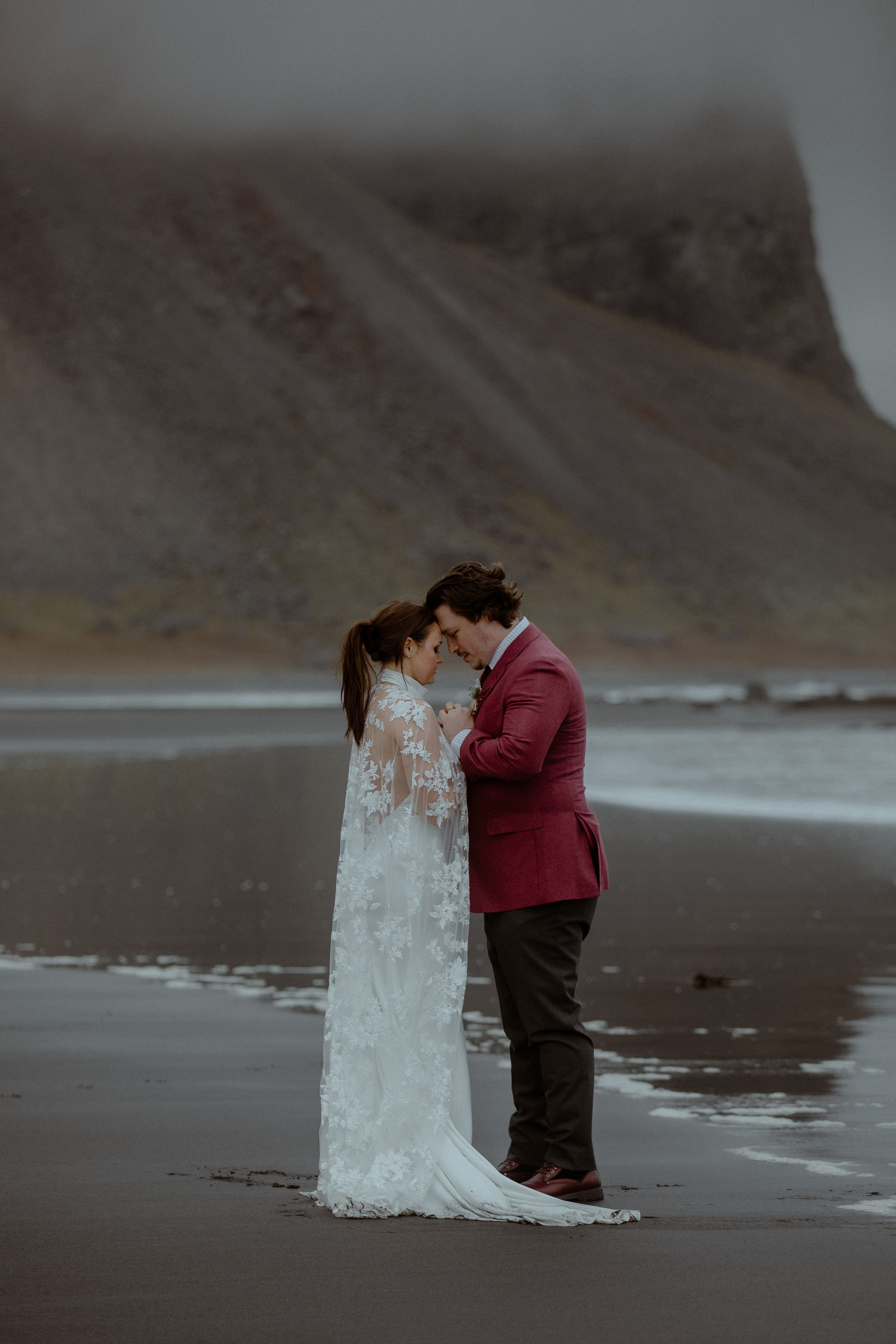 Secret hiking Elopement in Iceland. Iceland elopement photographer & videographer
