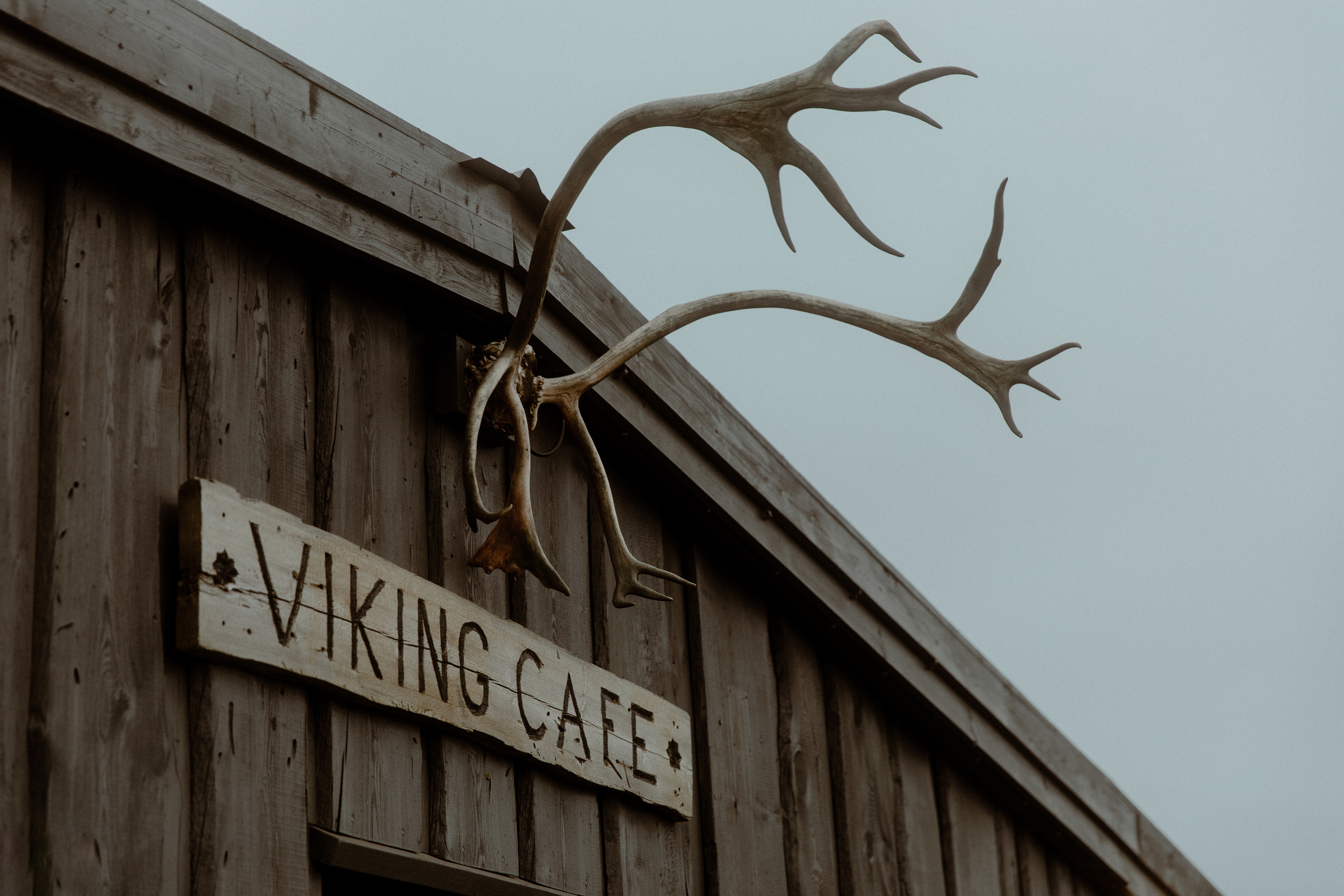 Secret hiking Elopement in Iceland. Iceland elopement photographer & videographer